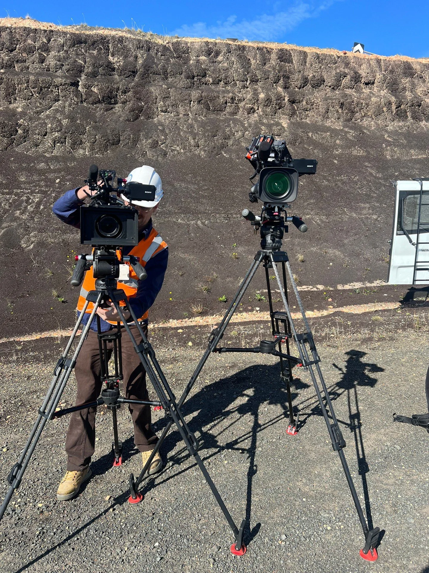 Mining video crew reporting in for interviewing, drone and doco style capture on a series out in Hazlewood, VIC

#miningvideos
#drone
#documentary
#interviews
