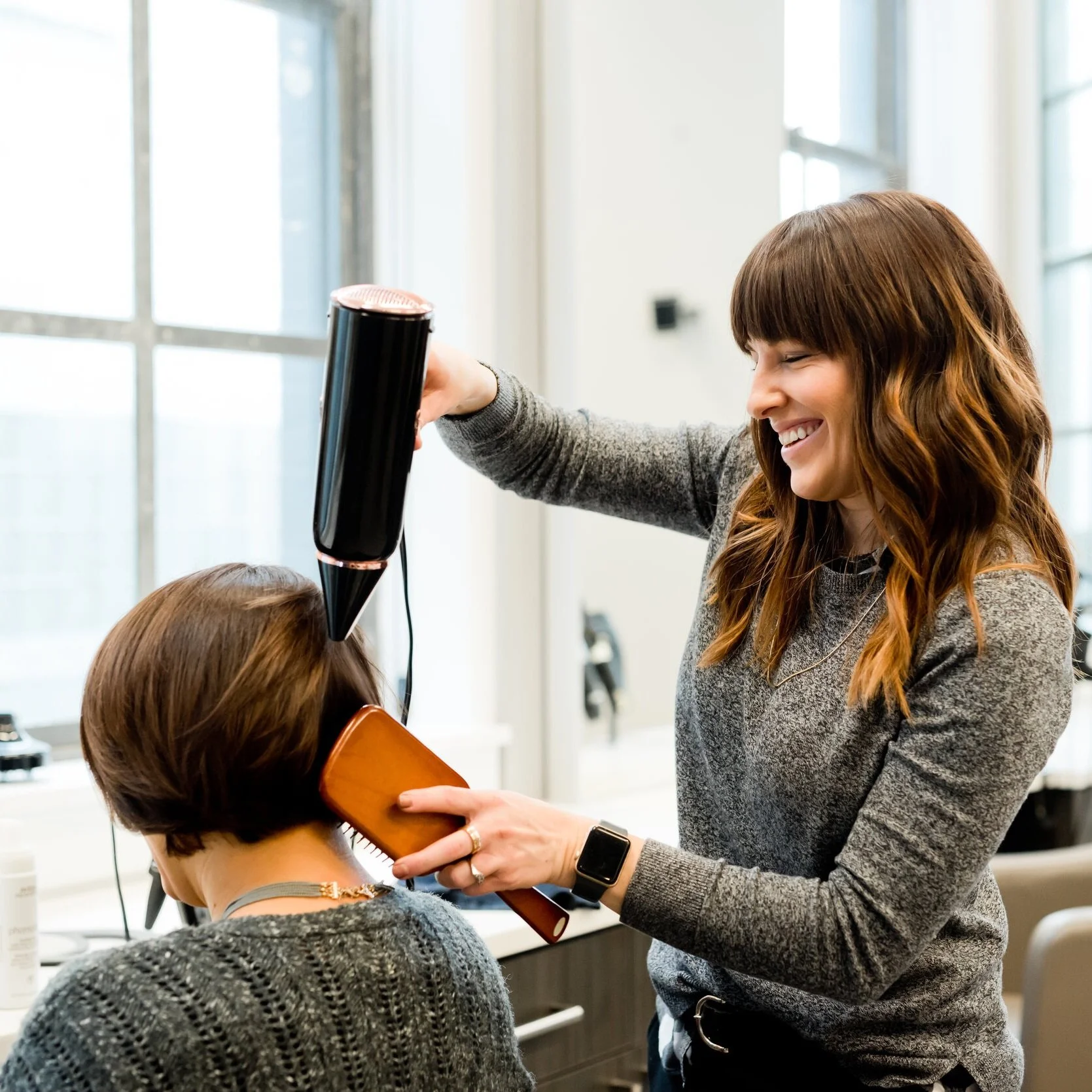 <p><strong>CUT</strong></p> 