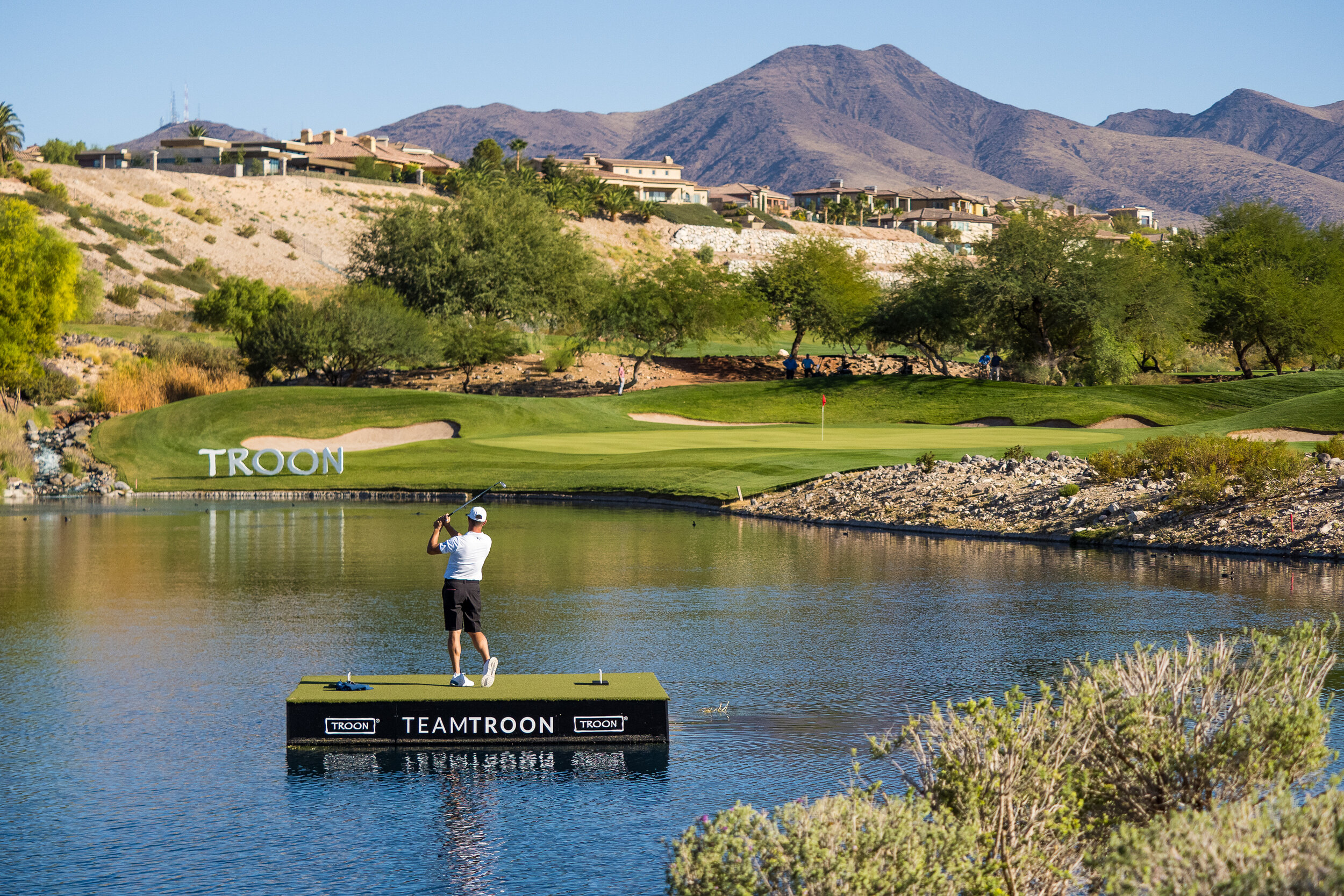 Floating Golf Tee Island