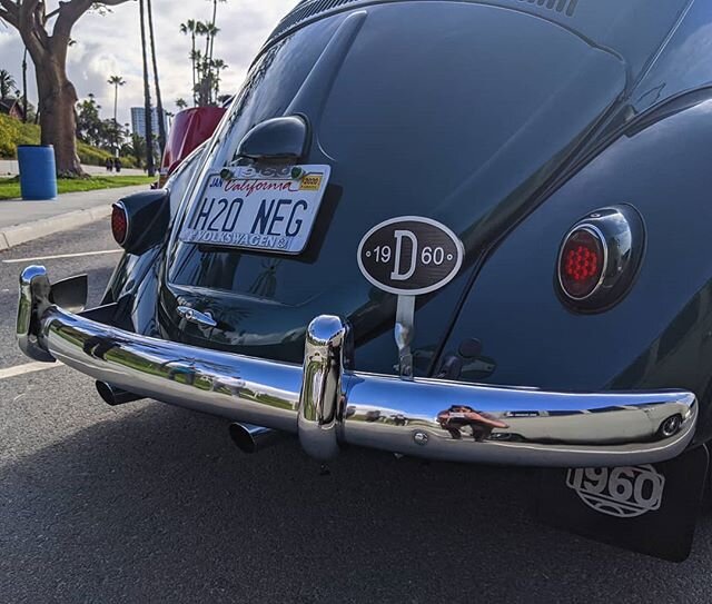 🐞#carsandcoffee #longbeach #juniperobeach #cherrybeach #carmeet #donuts #coffee #simonesdonuts #themerchantlb #themerchantcoffee #shoreshifters #carculture #longbeachcarmeet