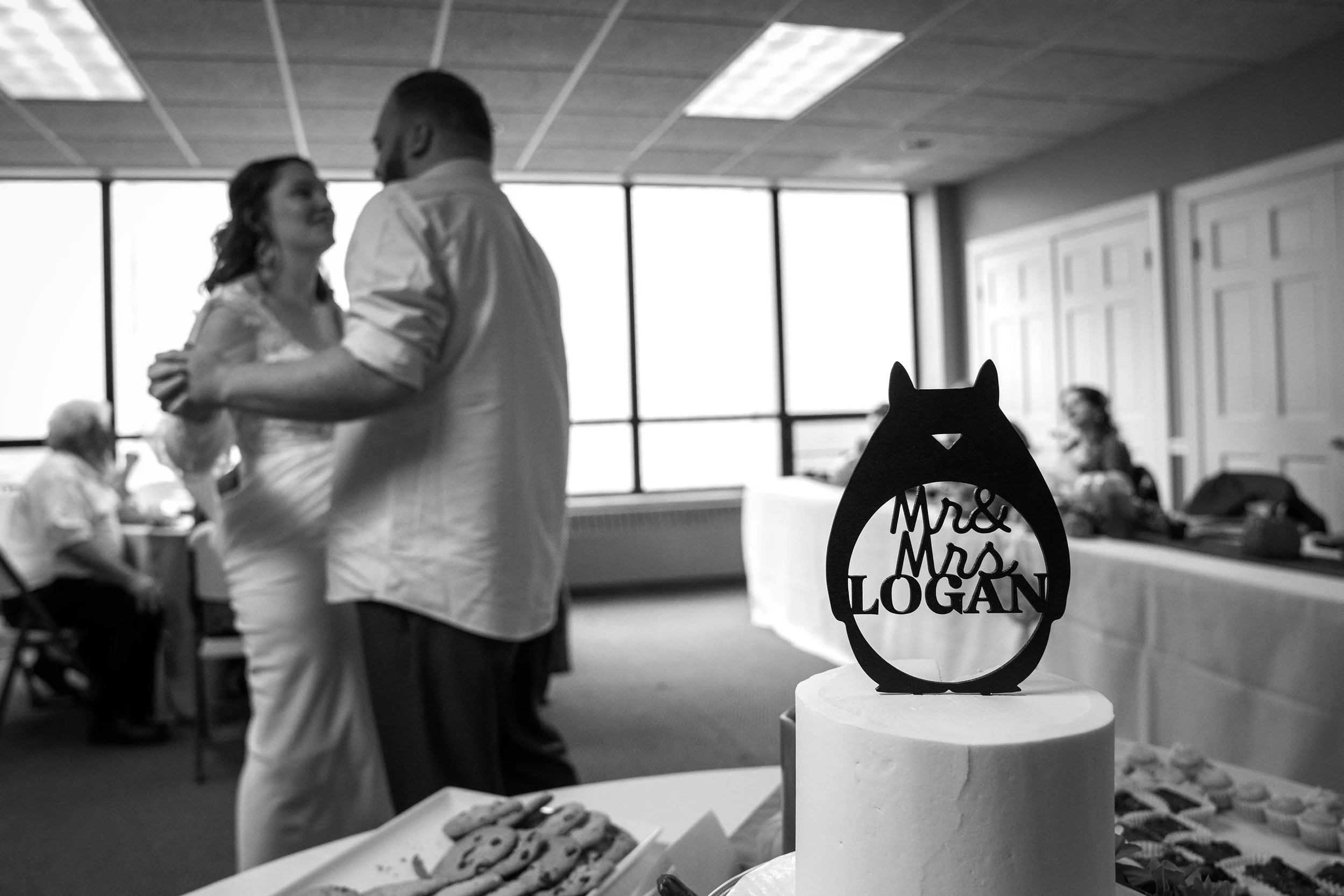 logan-wedding-st-michael-church-louisville-ky-shelby-marie-photography-310.jpg