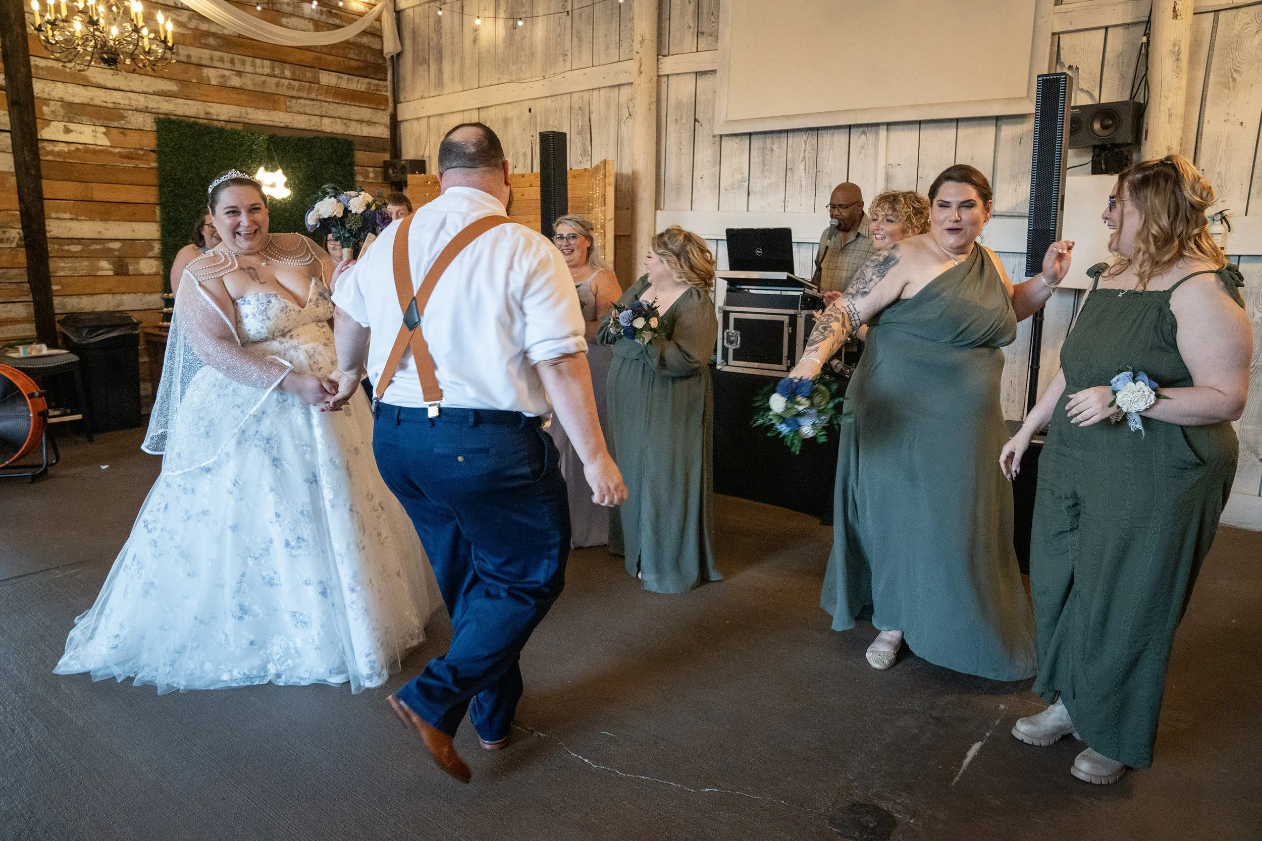 paul-brittney-bray-wedding-avonley-homestead-shelbyville-ky-shelby-marie-photography-313.jpg