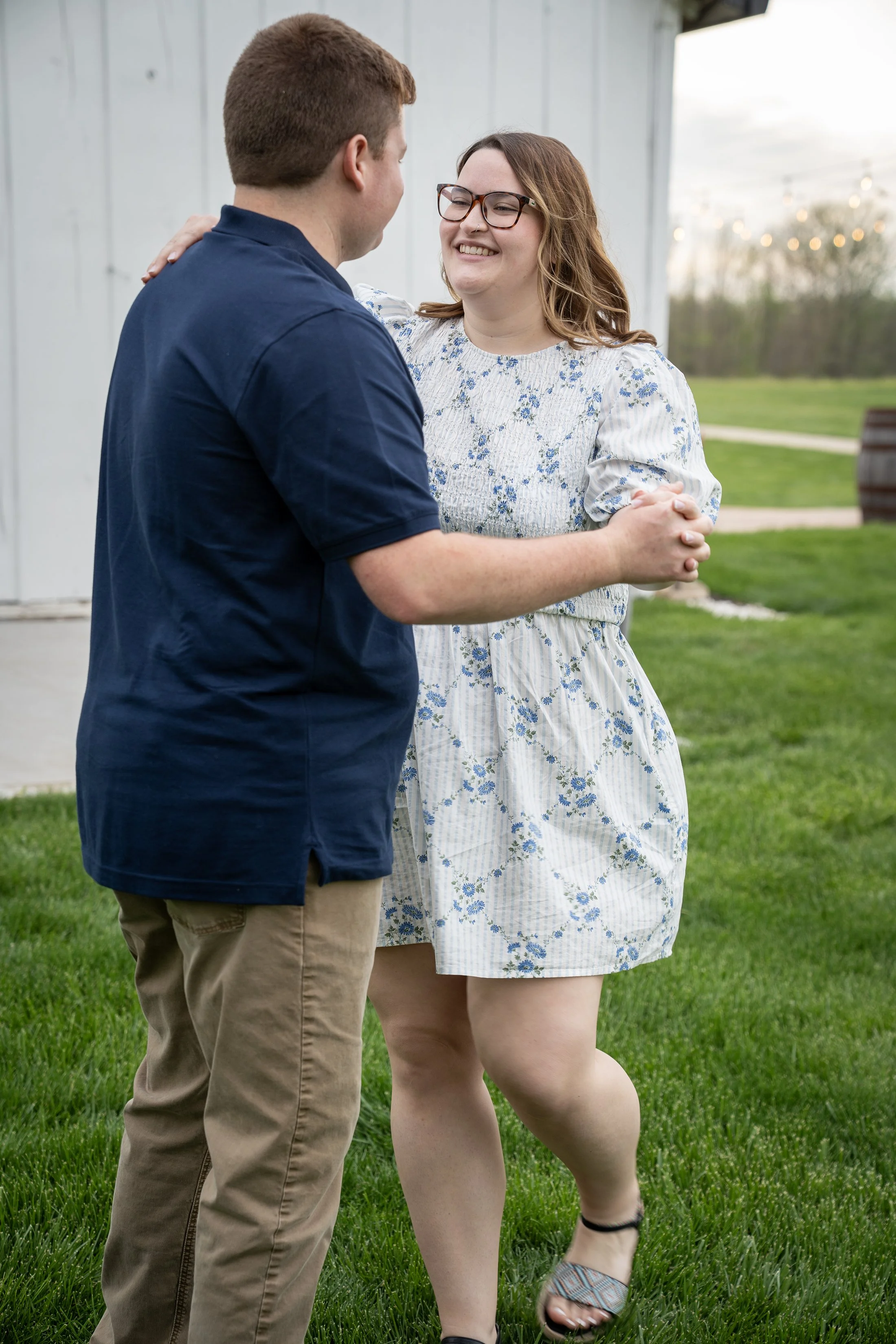 gillian-and-stephen-engagement-white-barn-venue-madison-indiana-shelby-marie-photography-37.jpg