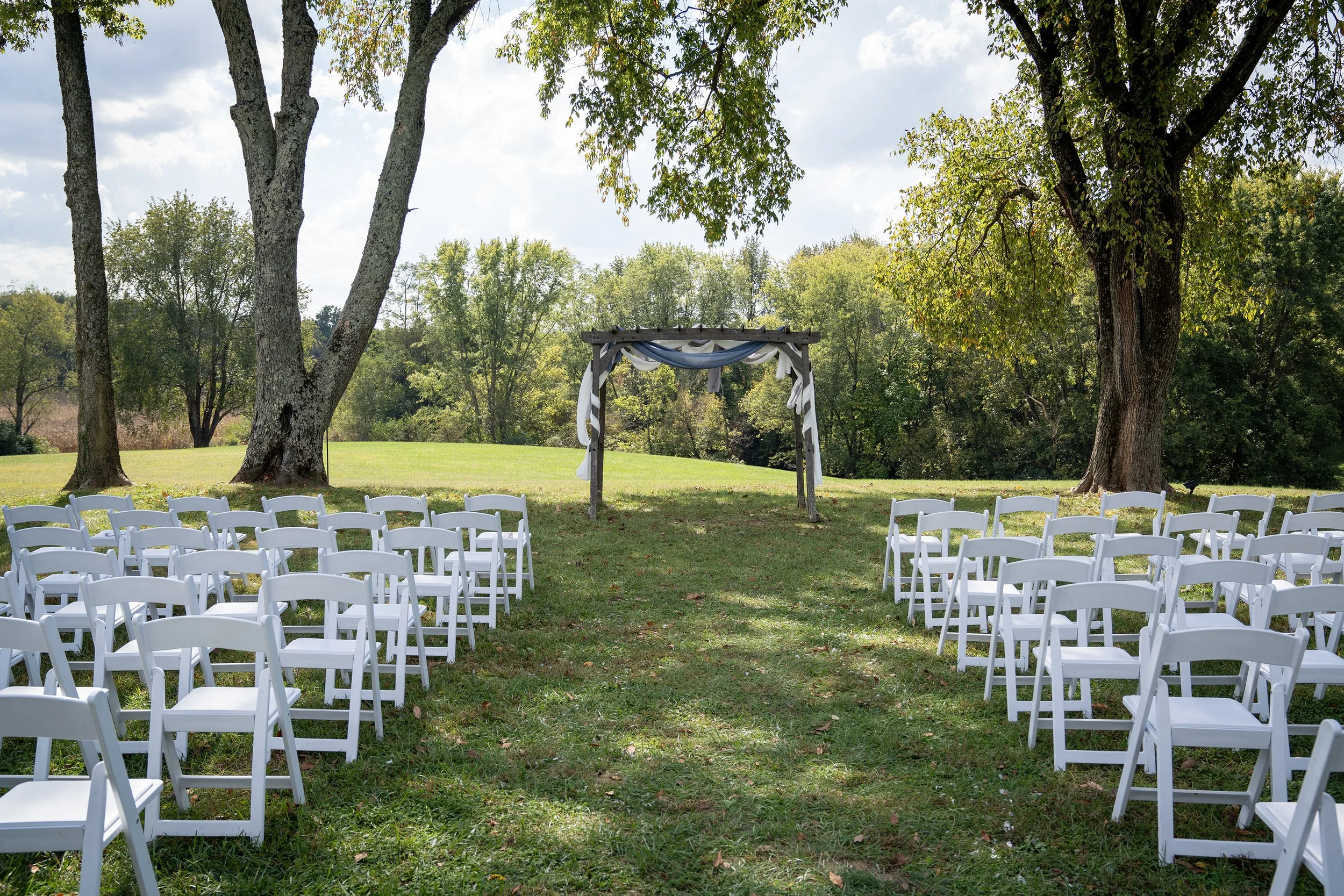 paul-brittney-bray-wedding-avonley-homestead-shelbyville-ky-shelby-marie-photography-14.jpg