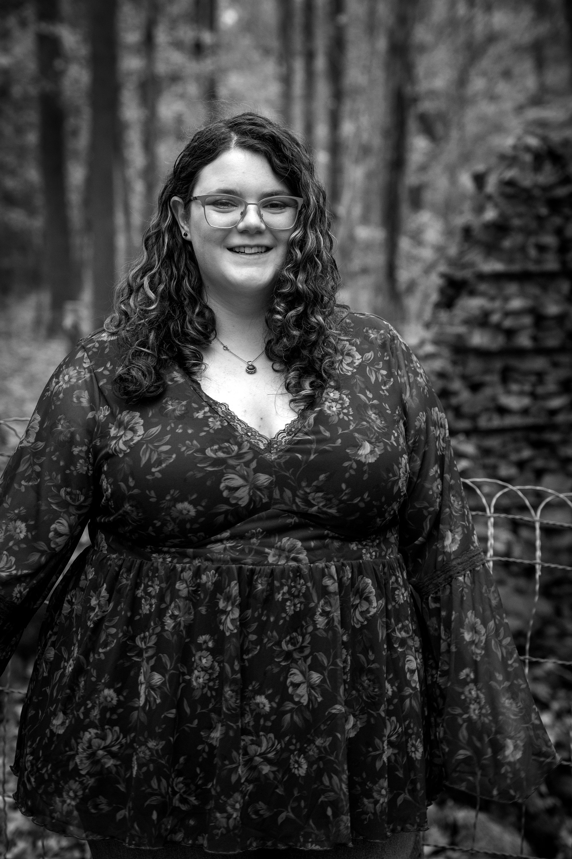 mars-woodwars-senior-photos-rose-island-shelby-marie-photography-25.jpg