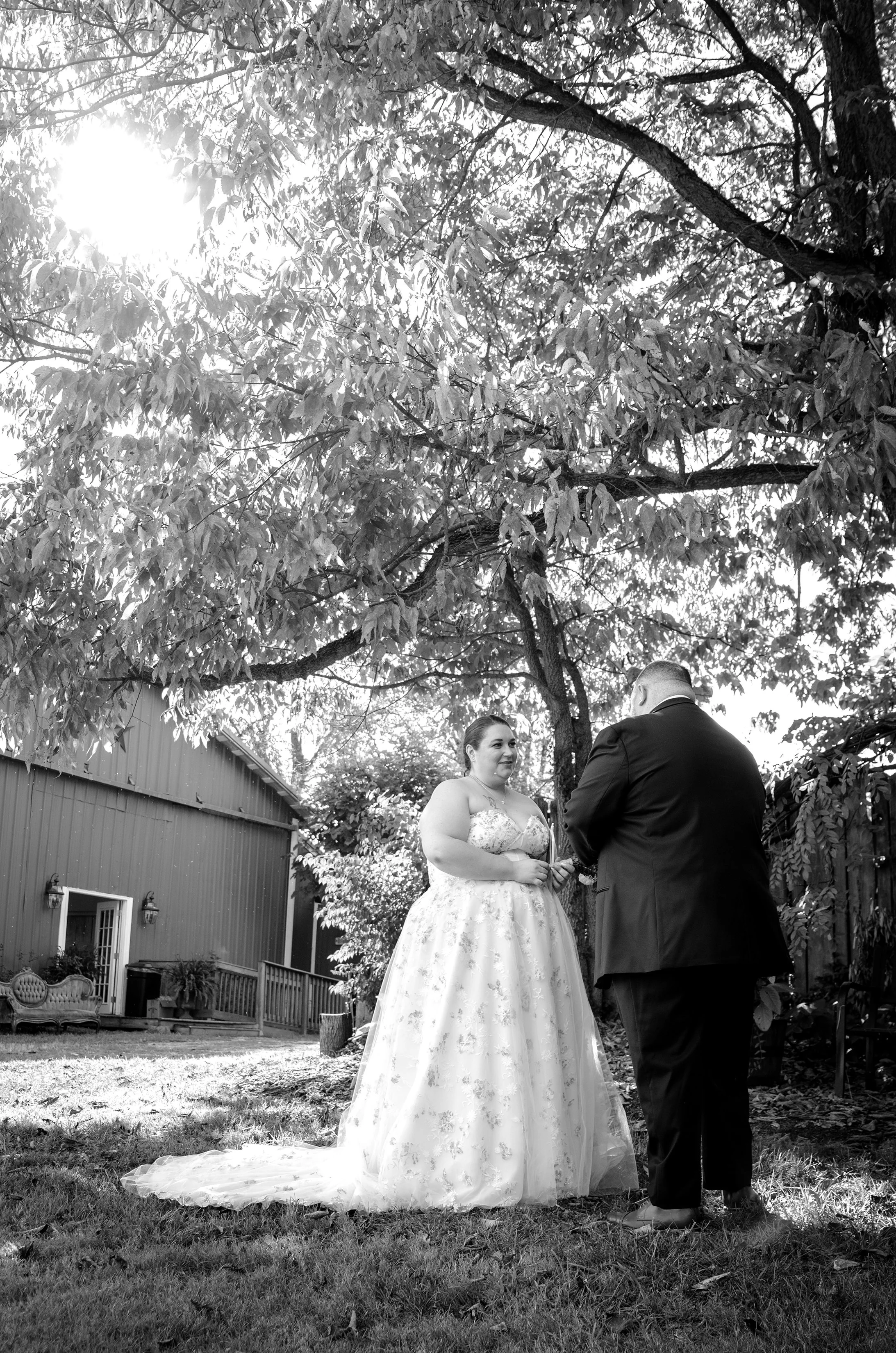 paul-brittney-bray-wedding-avonley-homestead-shelbyville-ky-shelby-marie-photography-114.jpg