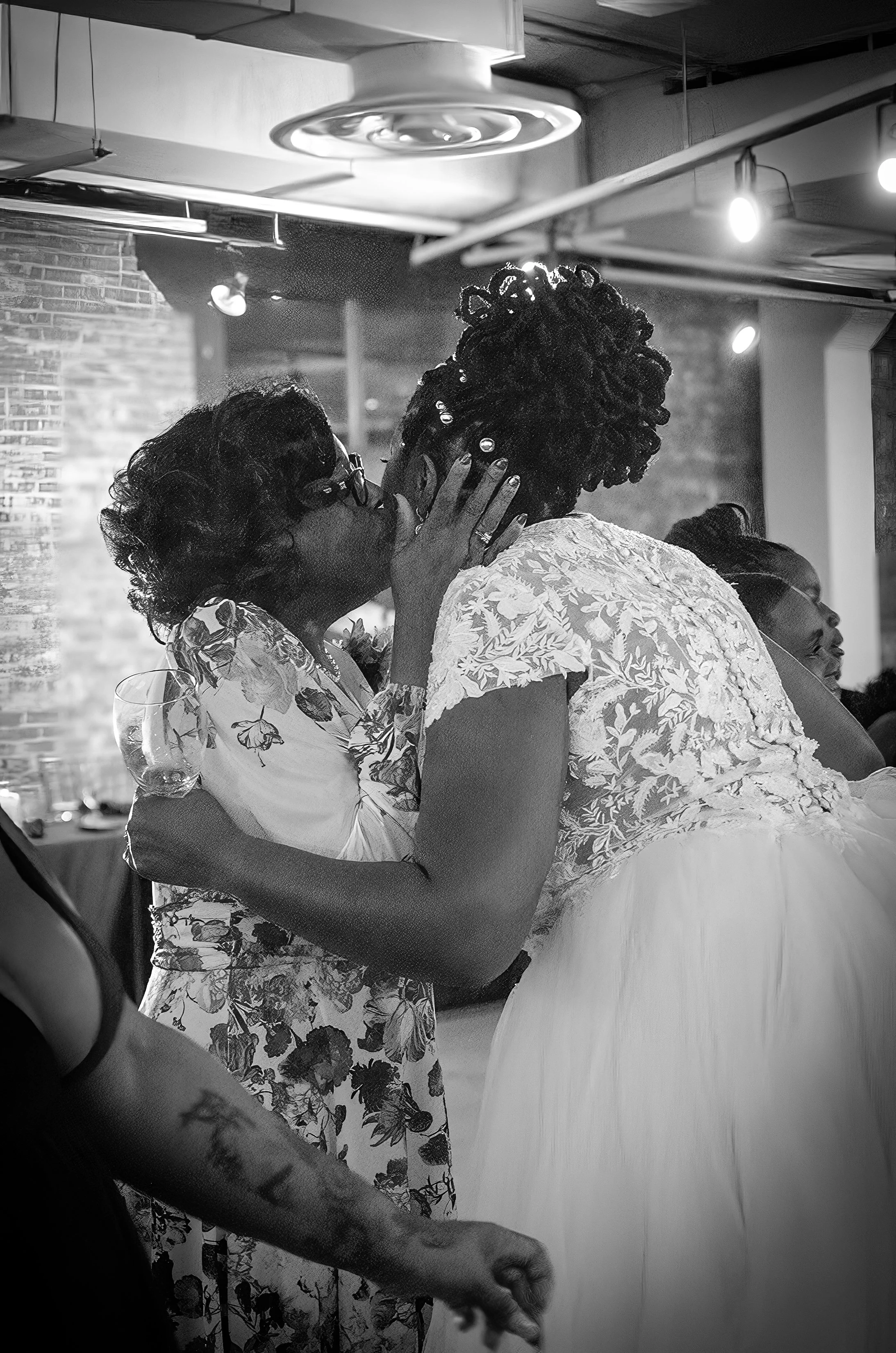 taylor-wedding-mellwood-art-center-louisville-ky-shelby-marie-photography-446.jpg