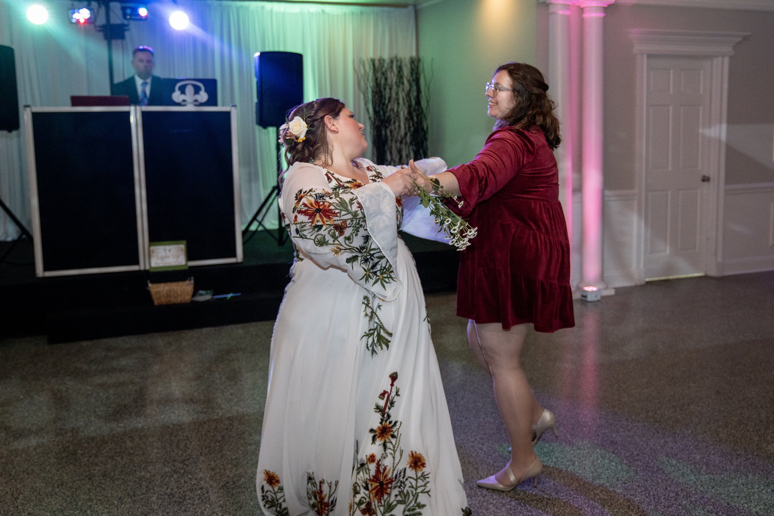 fellows-wedding-woodhaven-country-club-louisville-shelby-marie-photography-384.jpg