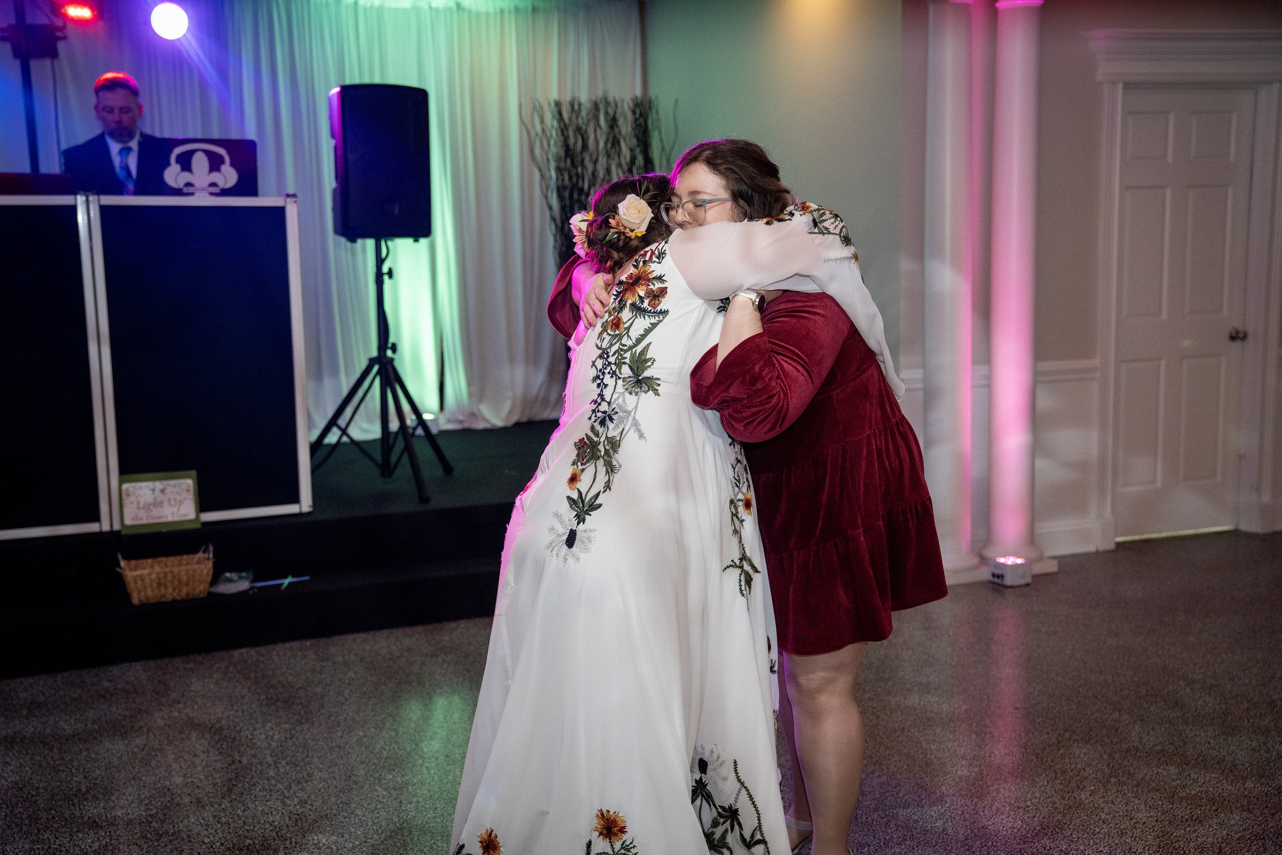 fellows-wedding-woodhaven-country-club-louisville-shelby-marie-photography-385.jpg