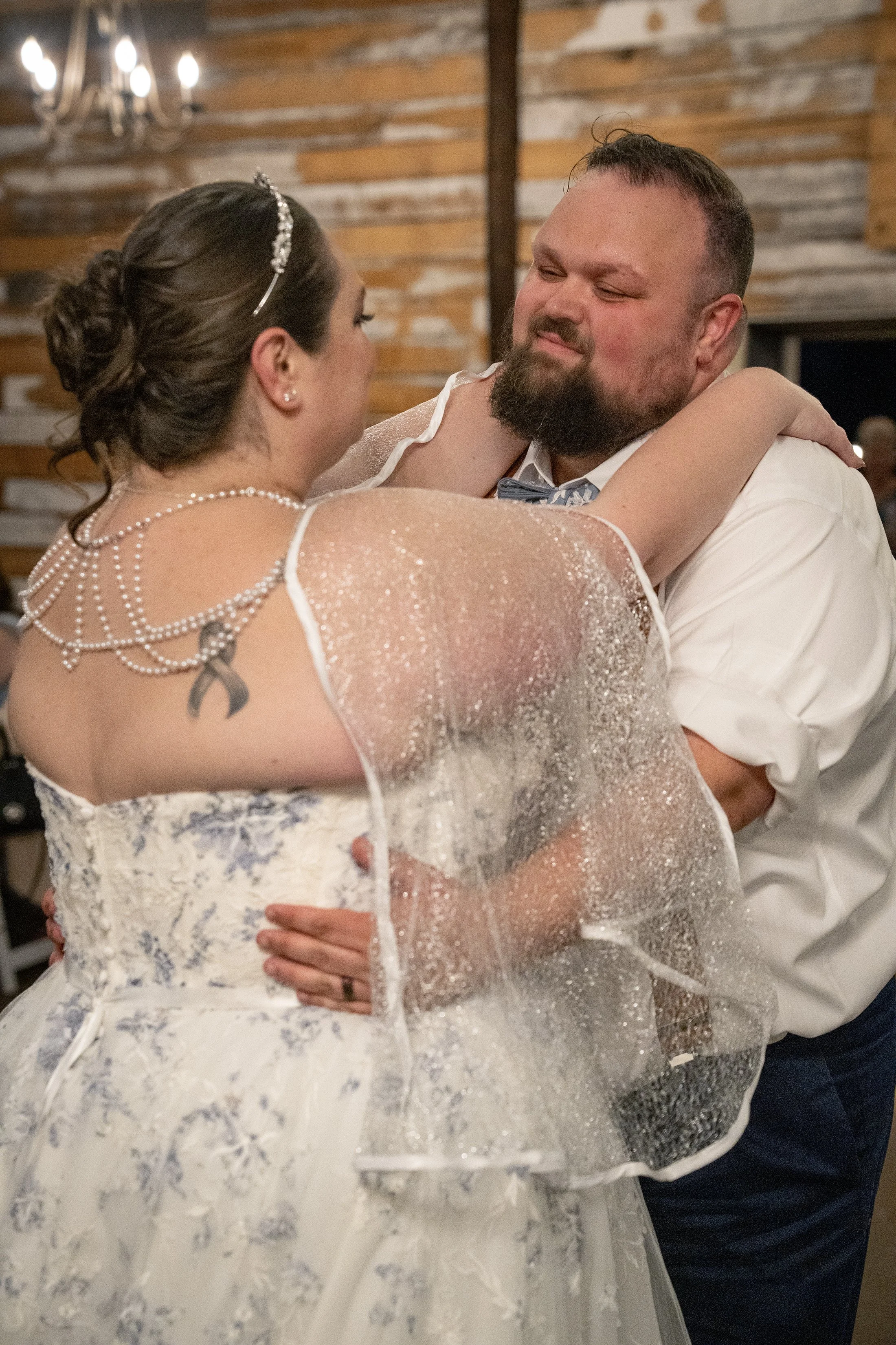 paul-brittney-bray-wedding-avonley-homestead-shelbyville-ky-shelby-marie-photography-362.jpg