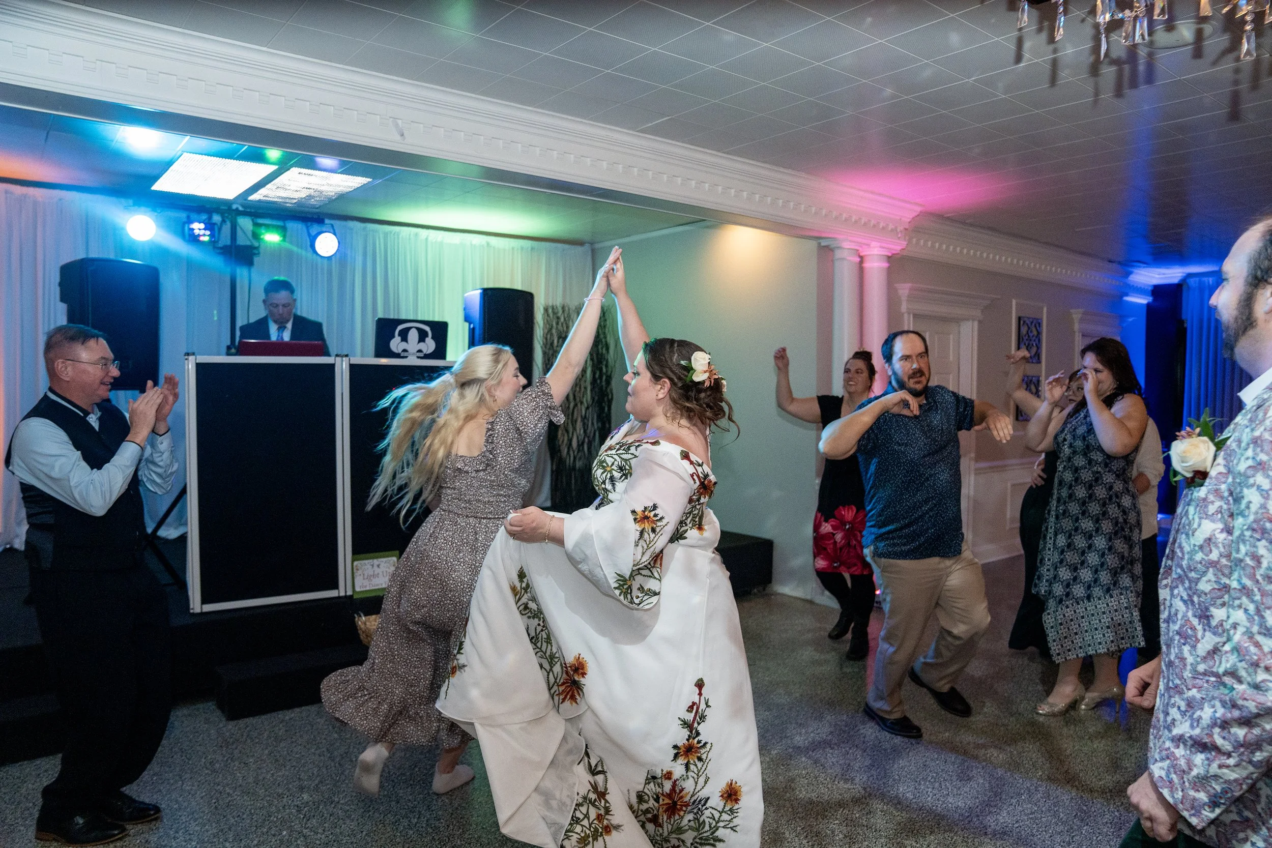 fellows-wedding-woodhaven-country-club-louisville-shelby-marie-photography-366.jpg
