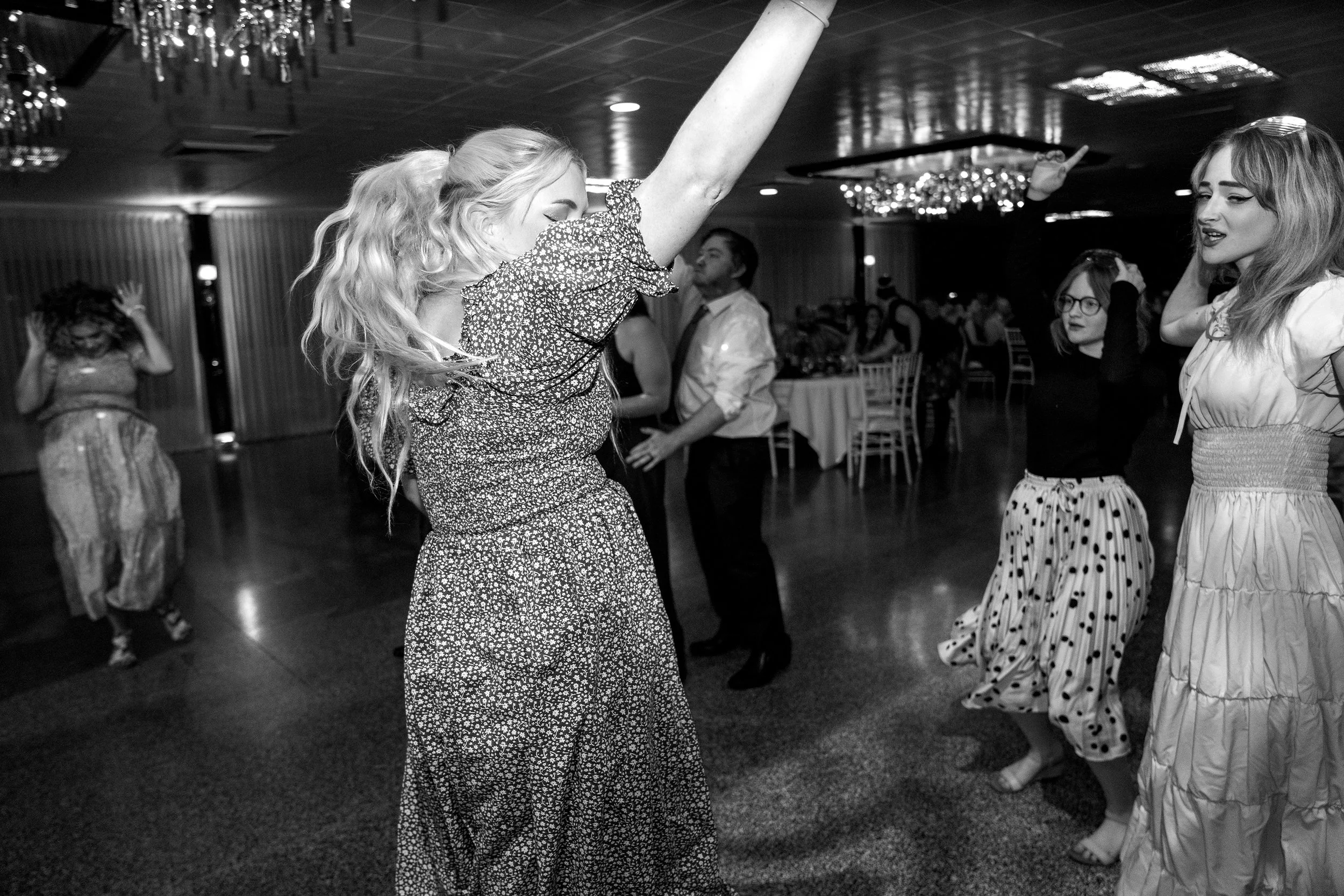 fellows-wedding-woodhaven-country-club-louisville-shelby-marie-photography-264.jpg