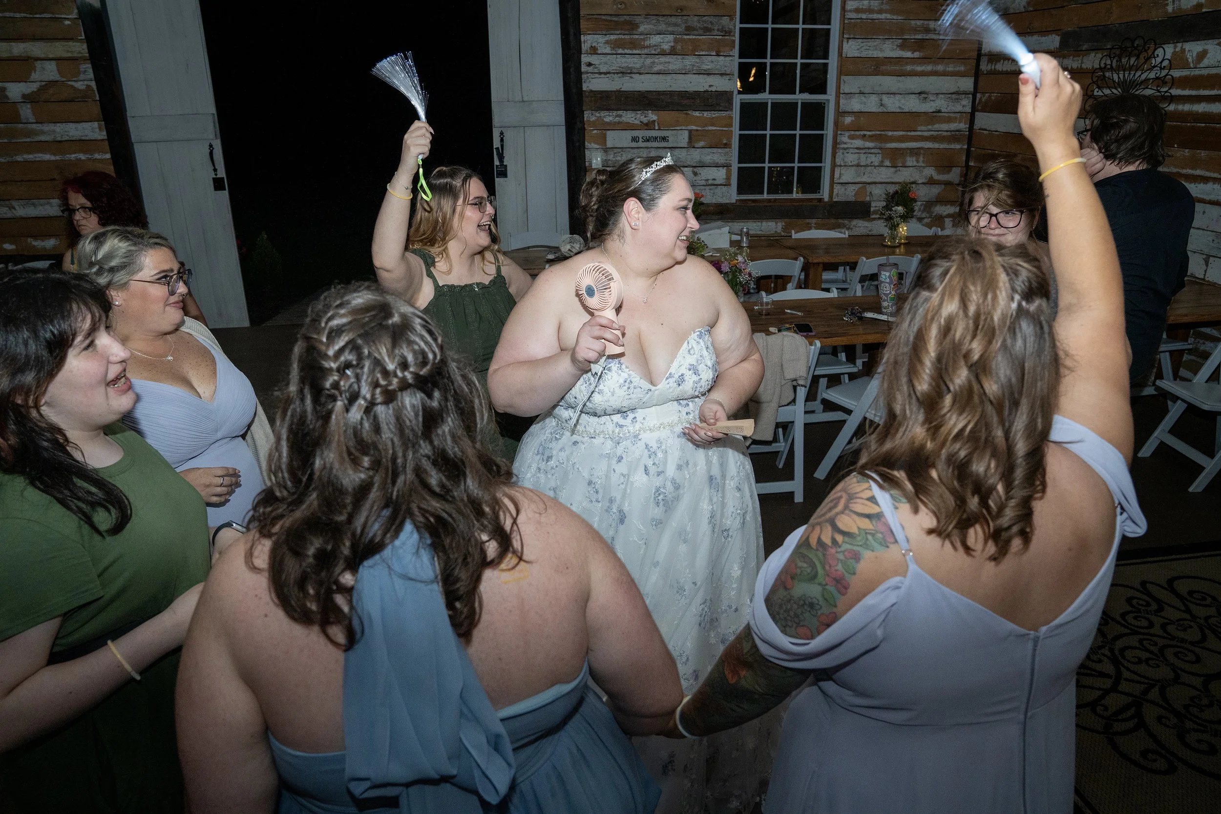 paul-brittney-bray-wedding-avonley-homestead-shelbyville-ky-shelby-marie-photography-423.jpg