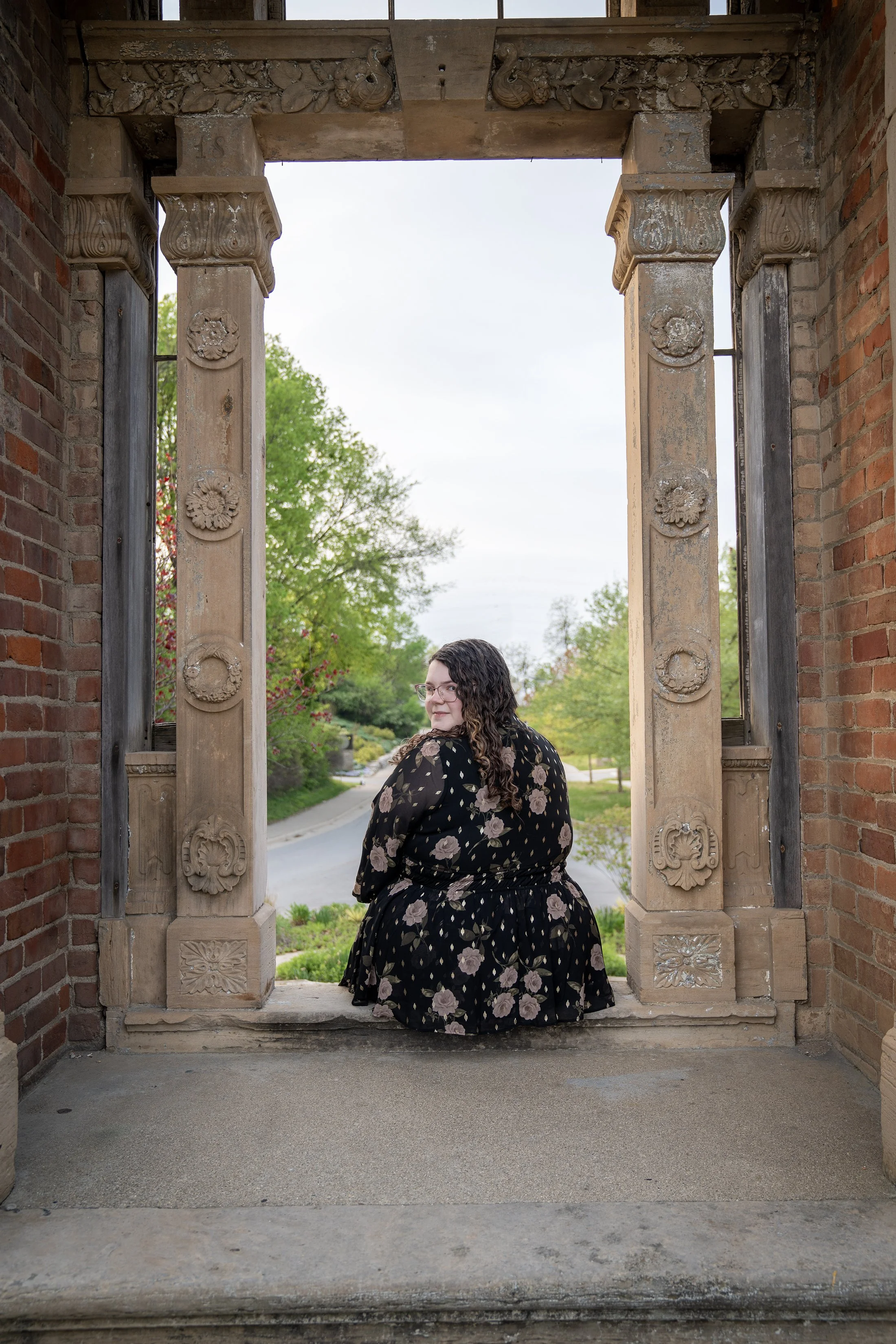 mars-woodward-senior-photos-part-two-louisville-kentucky-shelby-marie-photography-10.jpg
