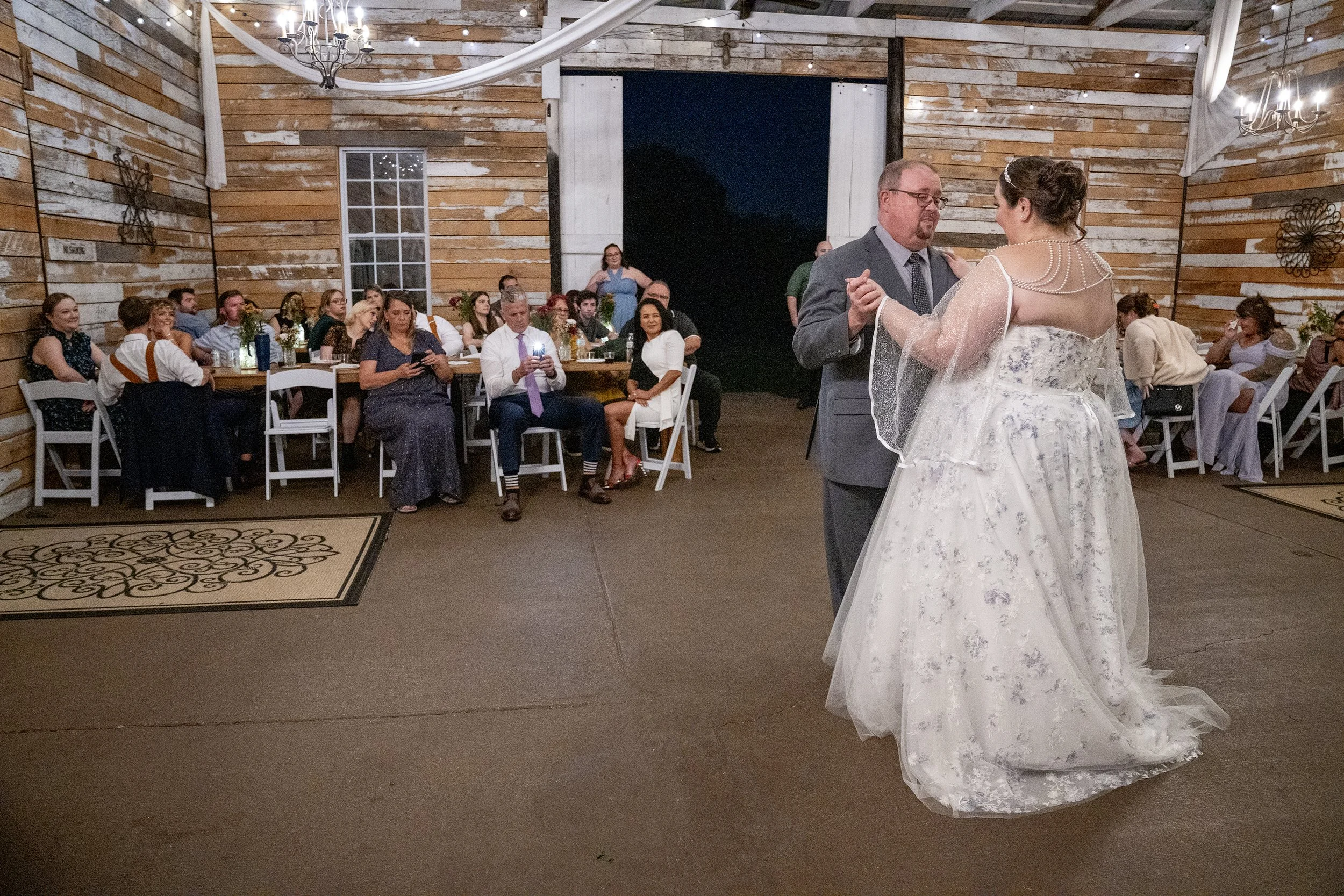 paul-brittney-bray-wedding-avonley-homestead-shelbyville-ky-shelby-marie-photography-364.jpg