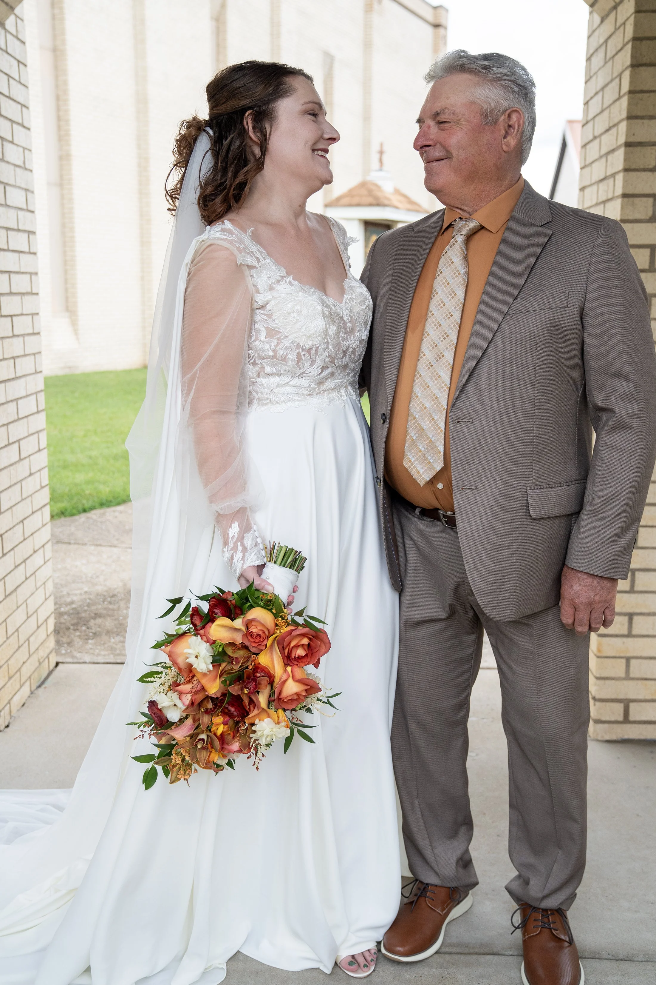 logan-wedding-st-michael-church-louisville-ky-shelby-marie-photography-43.jpg