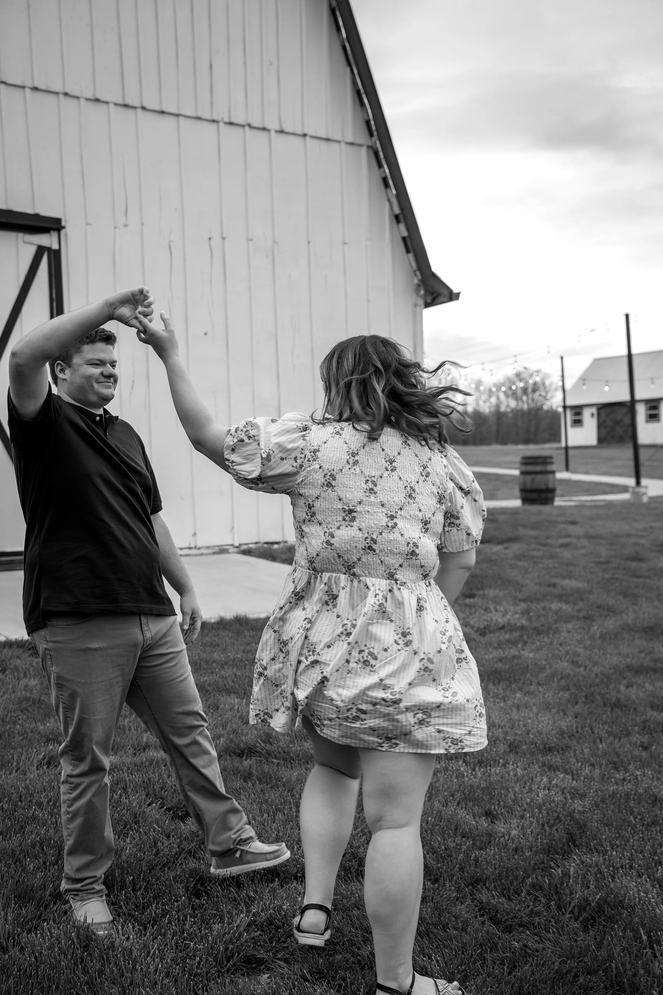 gillian-and-stephen-engagement-white-barn-venue-madison-indiana-shelby-marie-photography-36.jpg