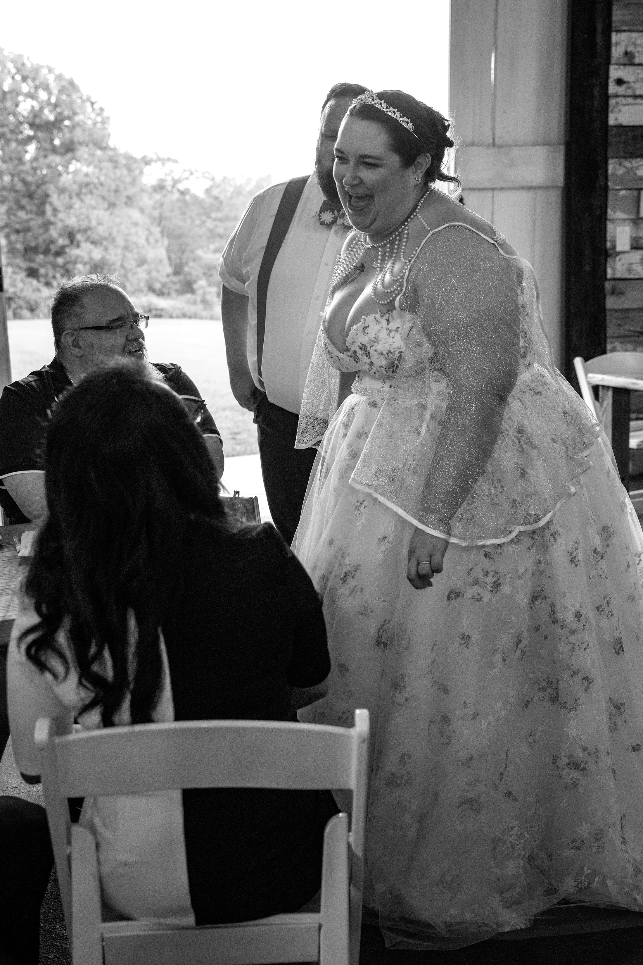 paul-brittney-bray-wedding-avonley-homestead-shelbyville-ky-shelby-marie-photography-320.jpg