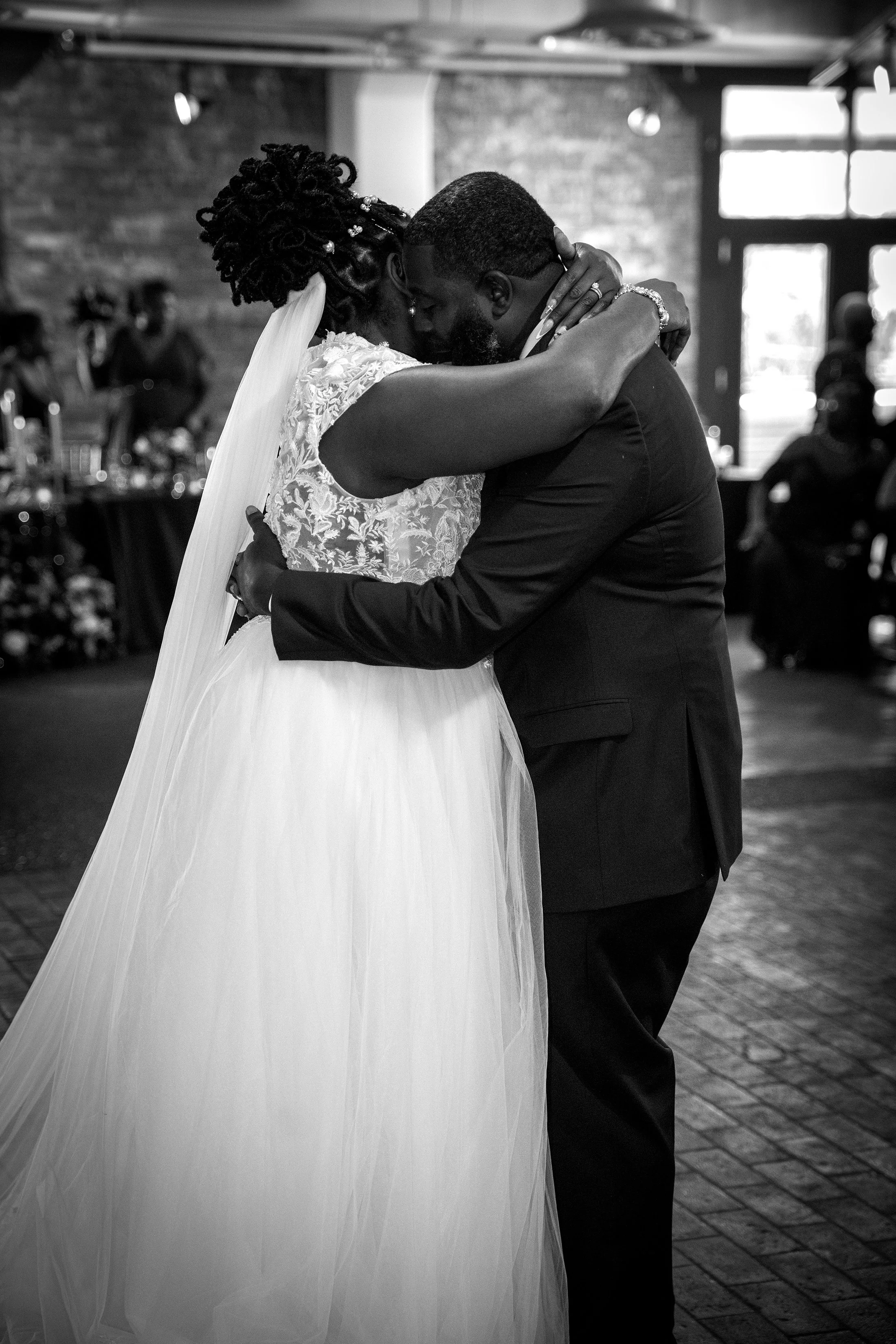taylor-wedding-mellwood-art-center-louisville-ky-shelby-marie-photography-325.jpg