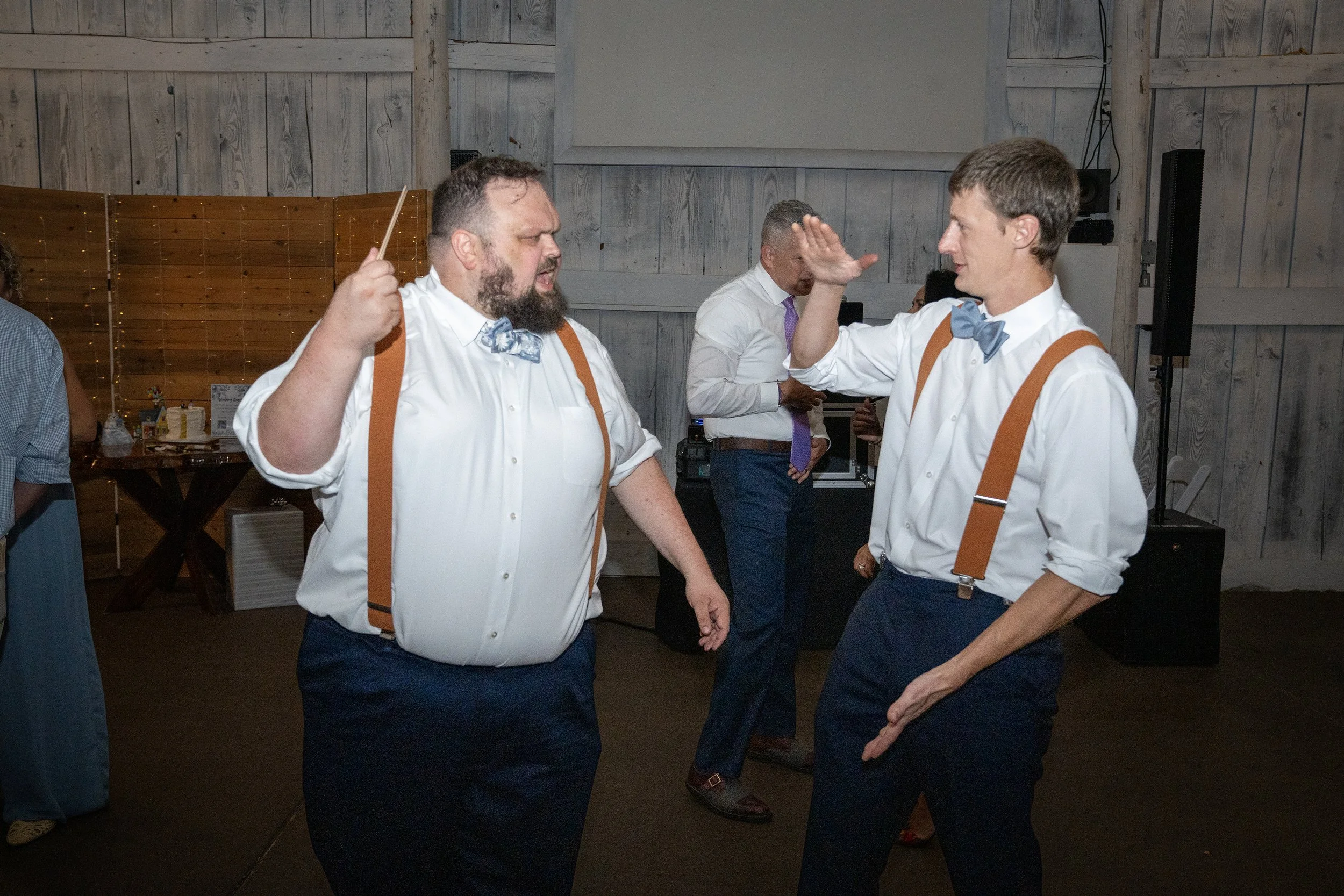 paul-brittney-bray-wedding-avonley-homestead-shelbyville-ky-shelby-marie-photography-422.jpg