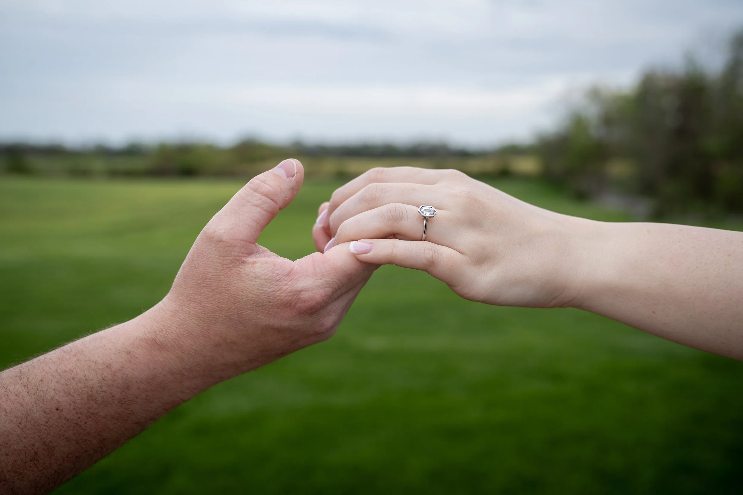 gillian-and-stephen-engagement-white-barn-venue-madison-indiana-shelby-marie-photography-12.jpg