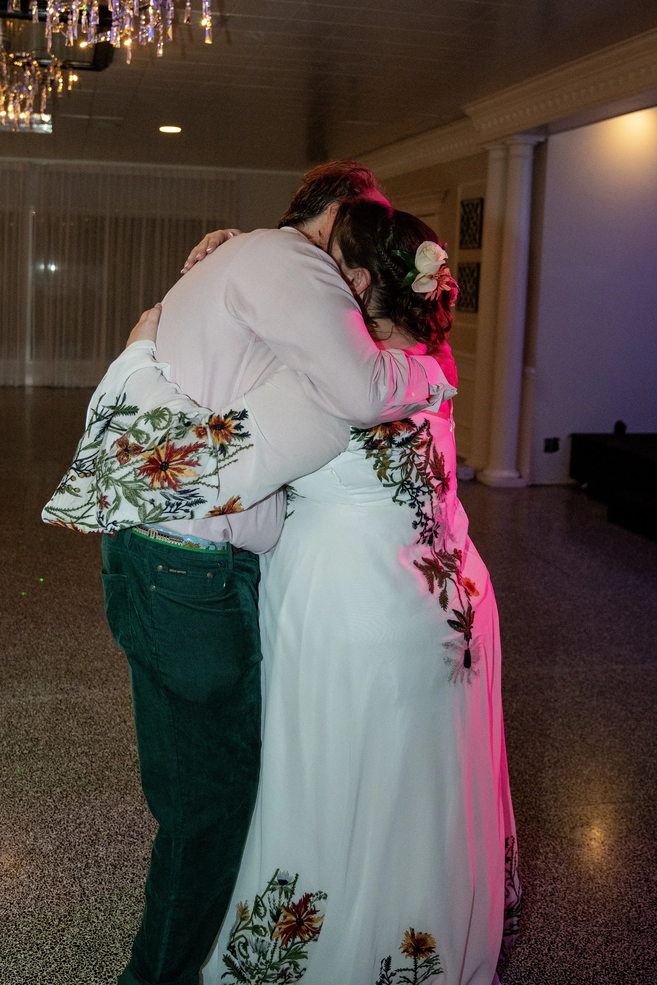 fellows-wedding-woodhaven-country-club-louisville-shelby-marie-photography-397.jpg