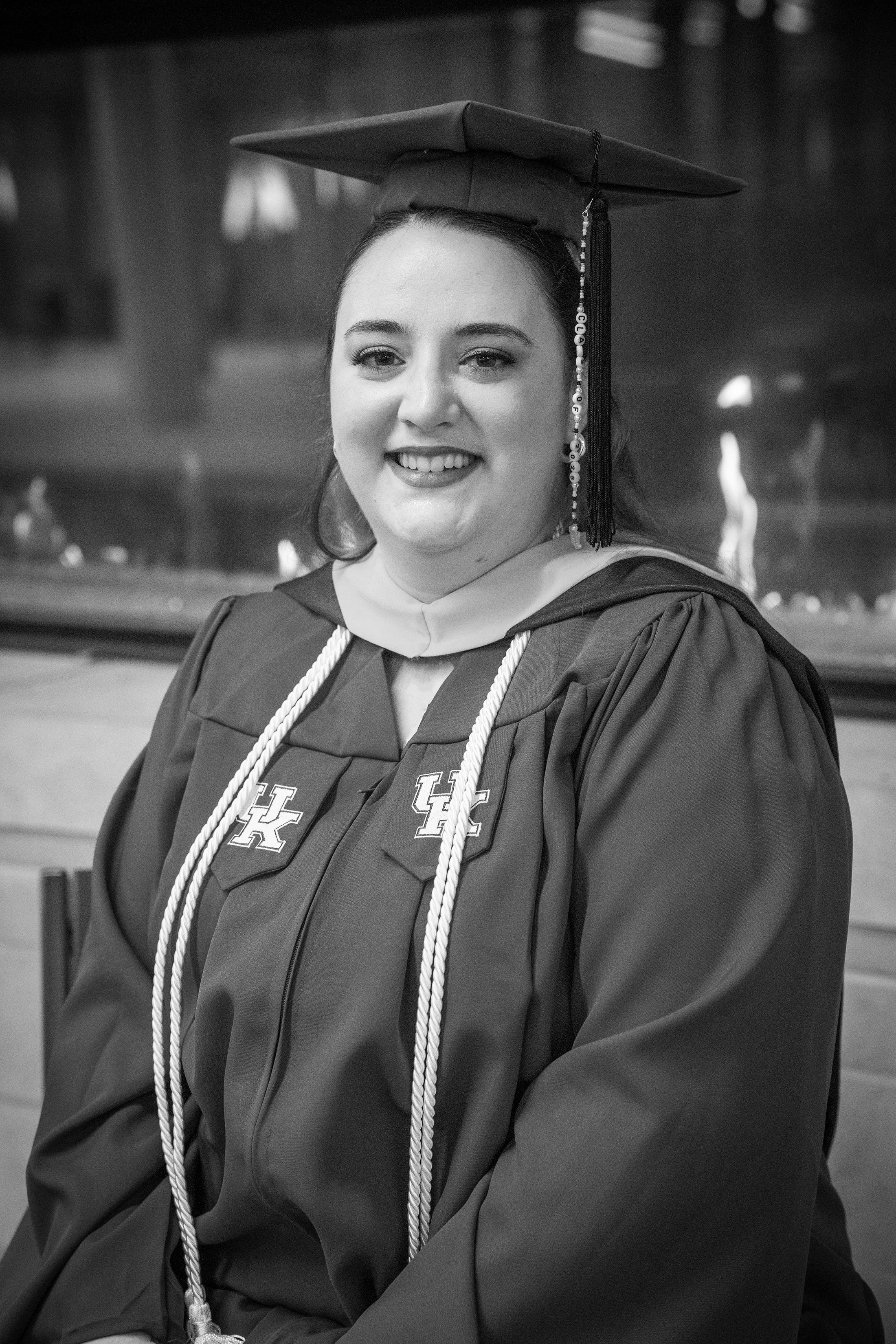 liz-vincelli-graduation-photographs-university-of-kentucky-shelby-marie-photography-14.jpg