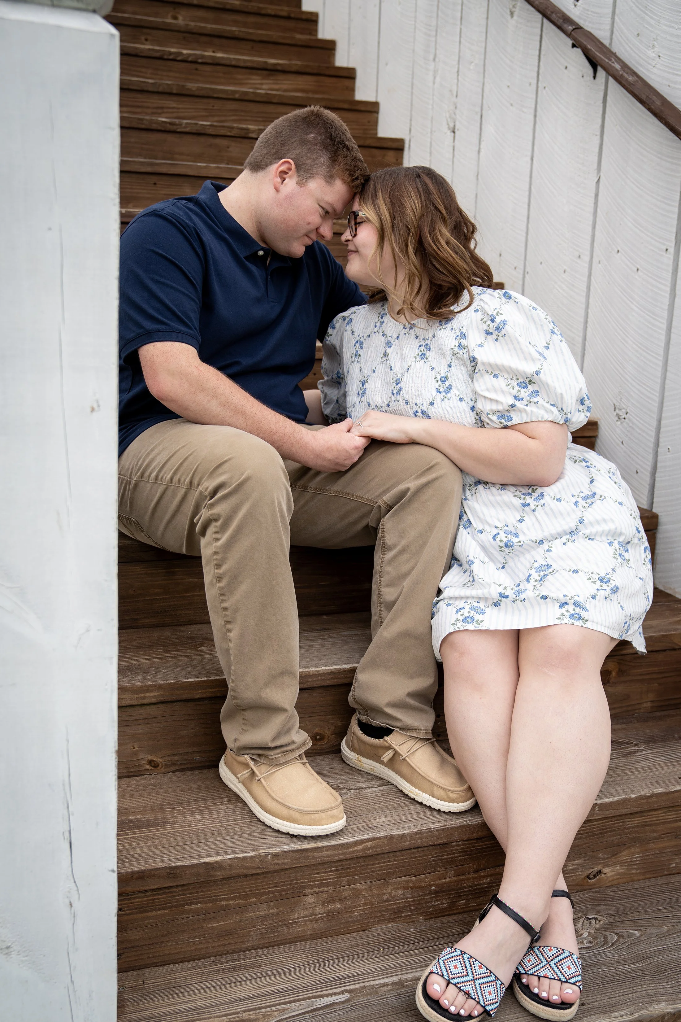 gillian-and-stephen-engagement-white-barn-venue-madison-indiana-shelby-marie-photography-14.jpg