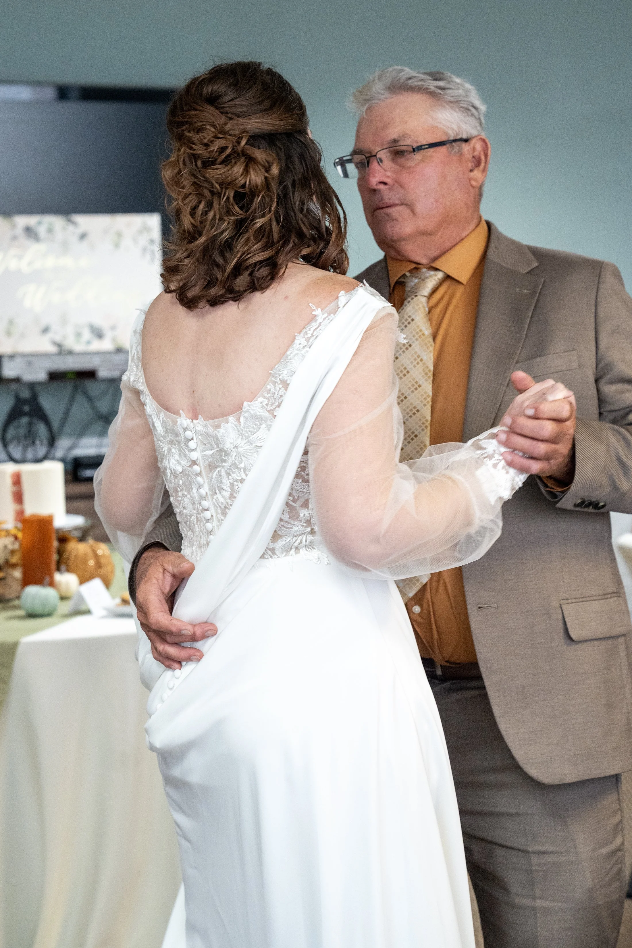 logan-wedding-st-michael-church-louisville-ky-shelby-marie-photography-319.jpg