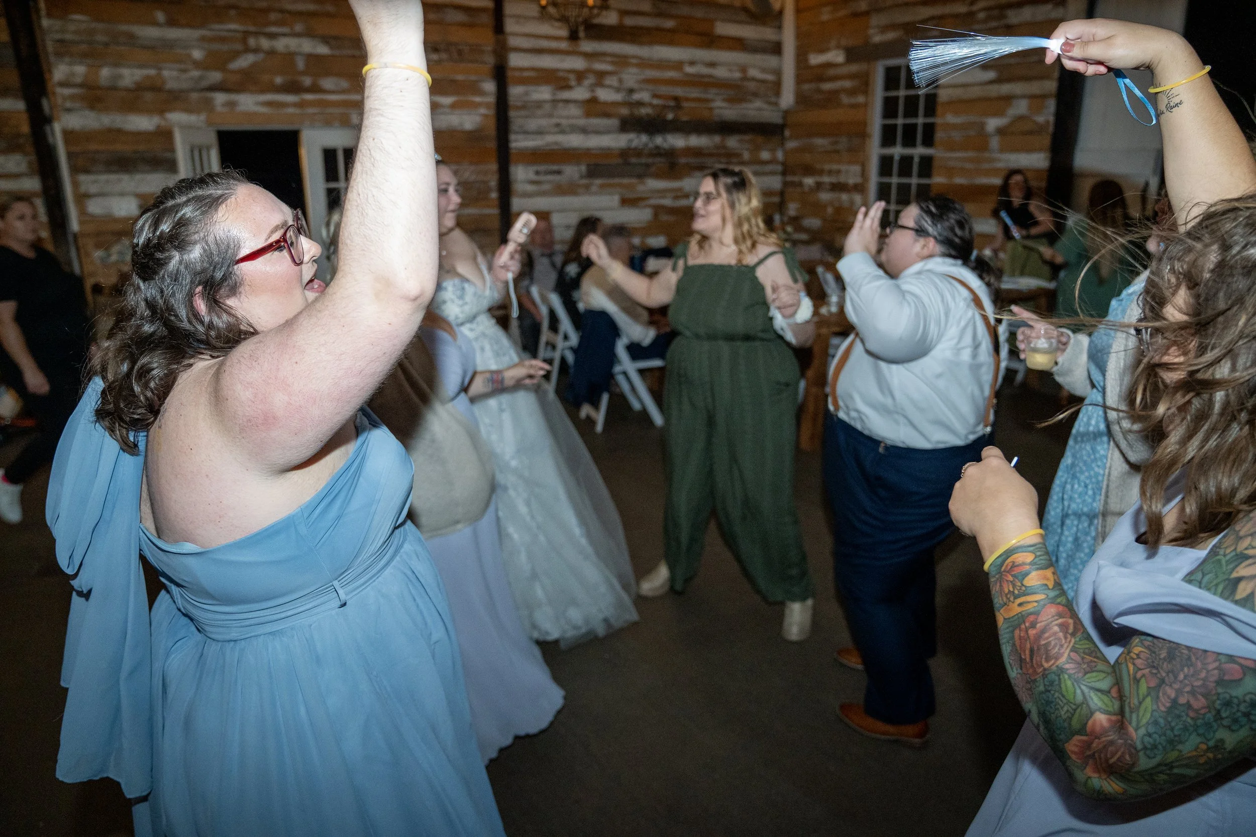 paul-brittney-bray-wedding-avonley-homestead-shelbyville-ky-shelby-marie-photography-471.jpg