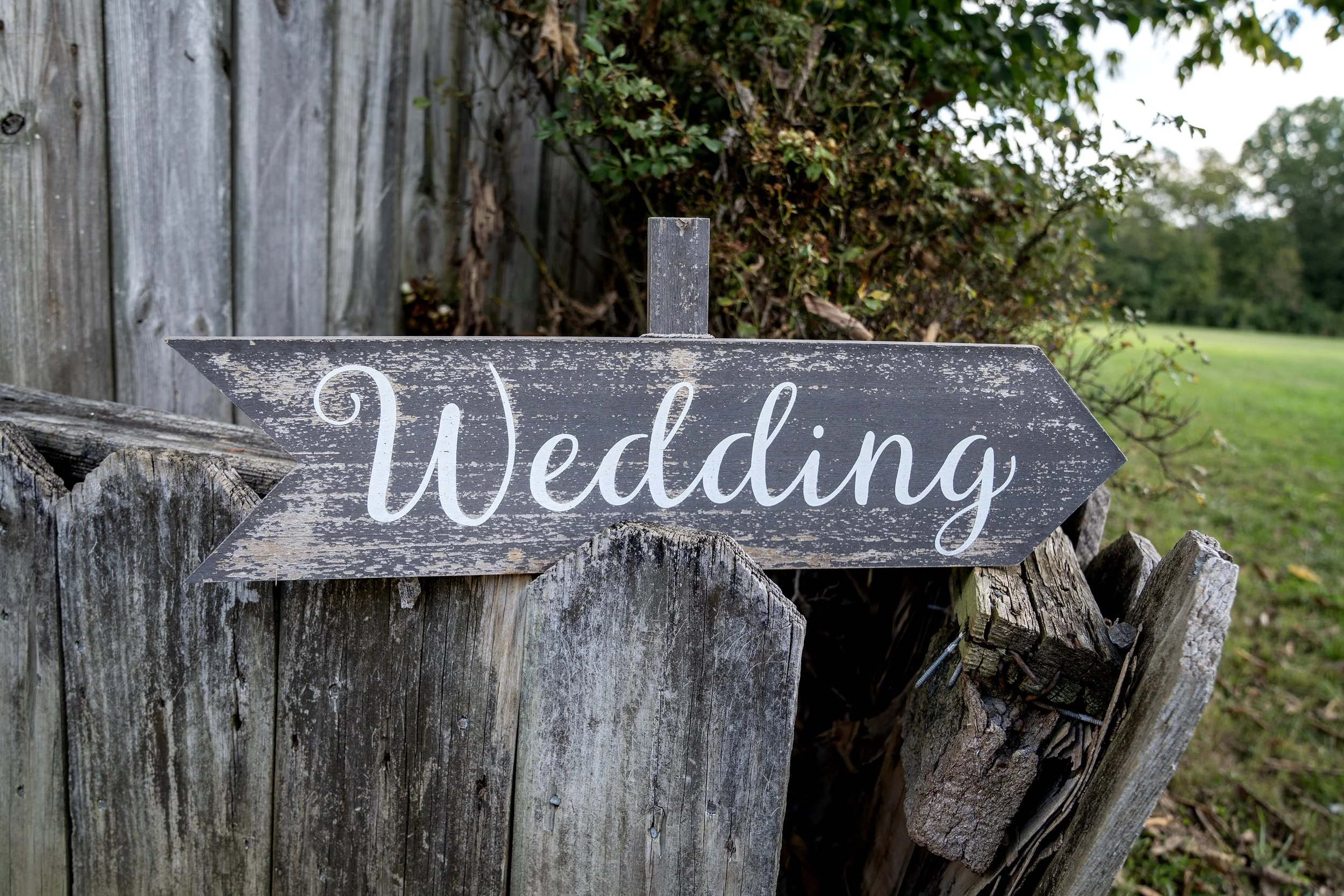 paul-brittney-bray-wedding-avonley-homestead-shelbyville-ky-shelby-marie-photography-18.jpg