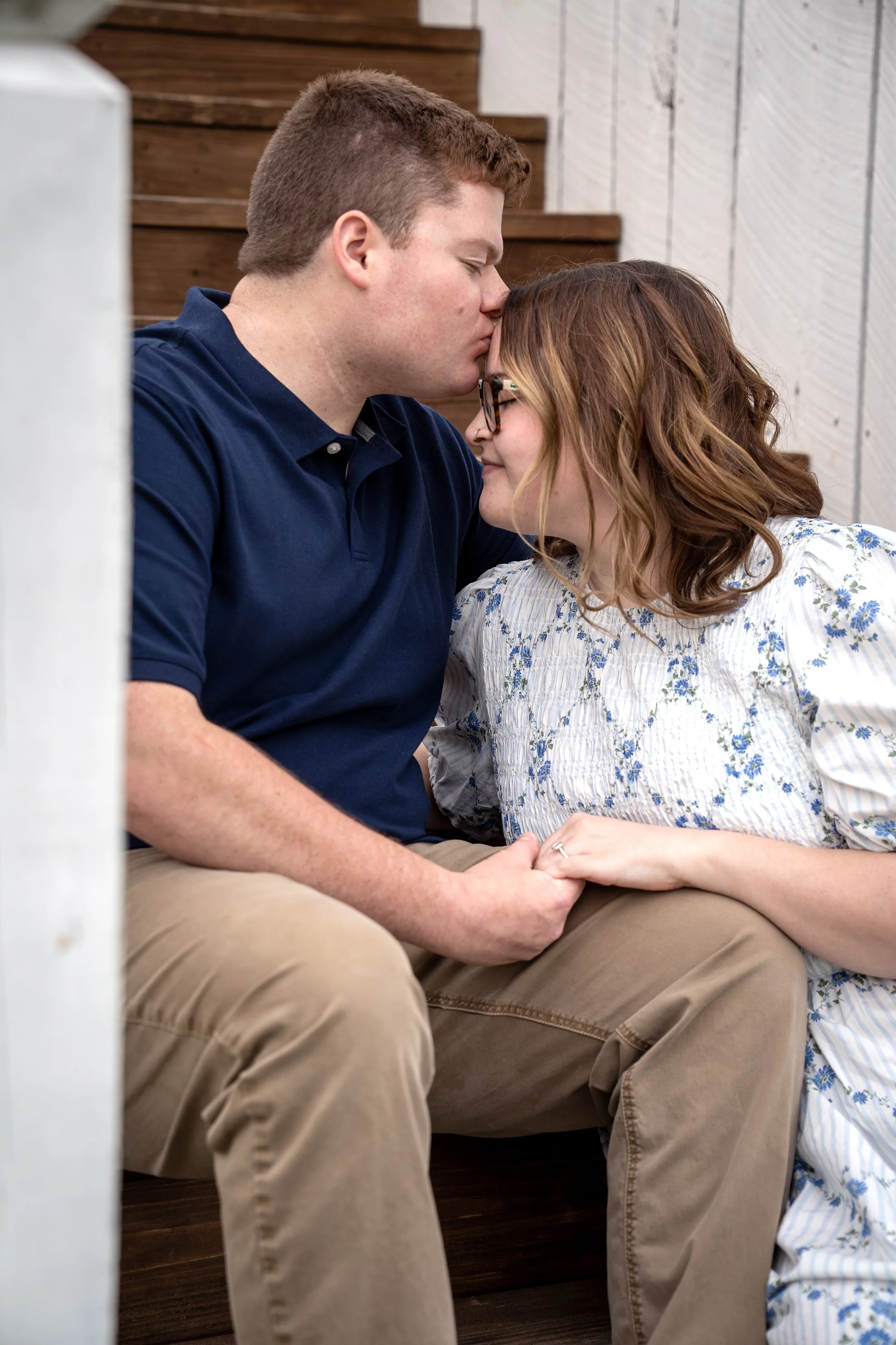 gillian-and-stephen-engagement-white-barn-venue-madison-indiana-shelby-marie-photography-15.jpg