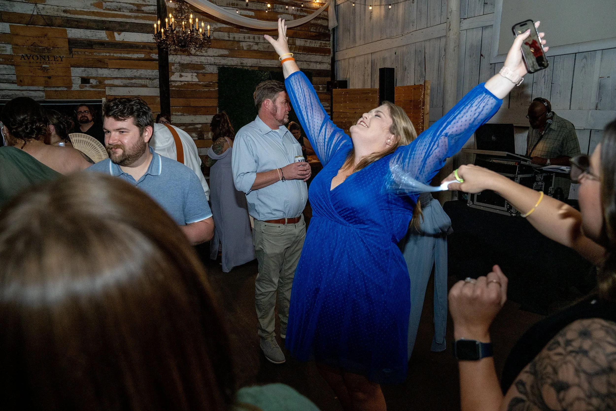 paul-brittney-bray-wedding-avonley-homestead-shelbyville-ky-shelby-marie-photography-430.jpg