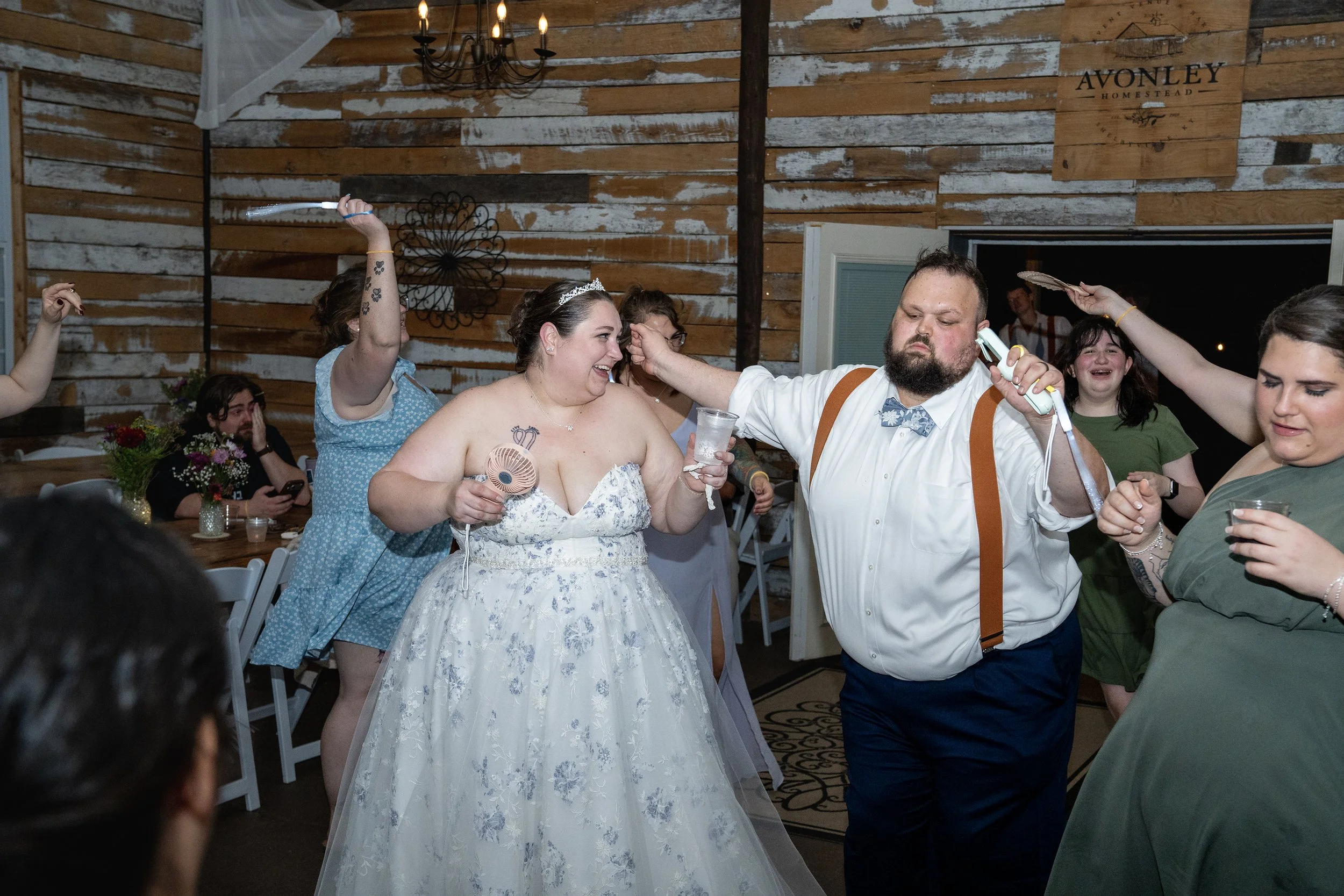 paul-brittney-bray-wedding-avonley-homestead-shelbyville-ky-shelby-marie-photography-459.jpg