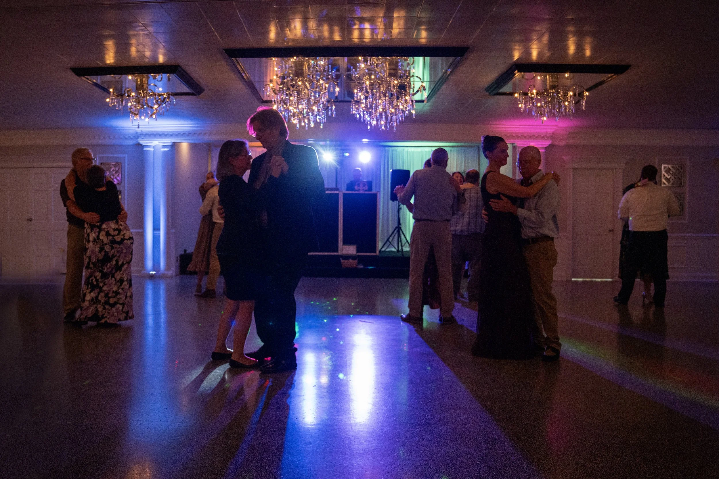 fellows-wedding-woodhaven-country-club-louisville-shelby-marie-photography-290.jpg