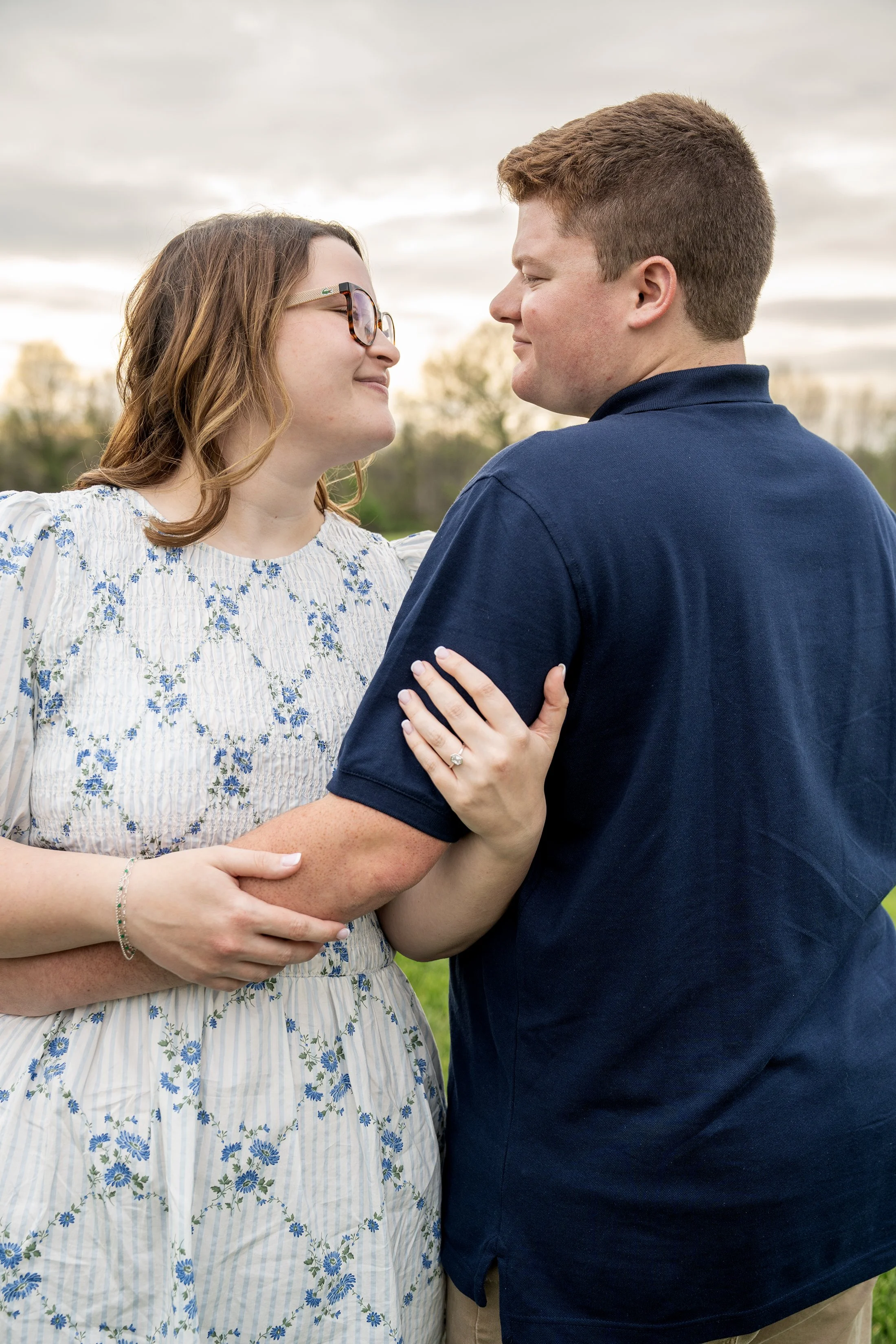 gillian-and-stephen-engagement-white-barn-venue-madison-indiana-shelby-marie-photography-22.jpg