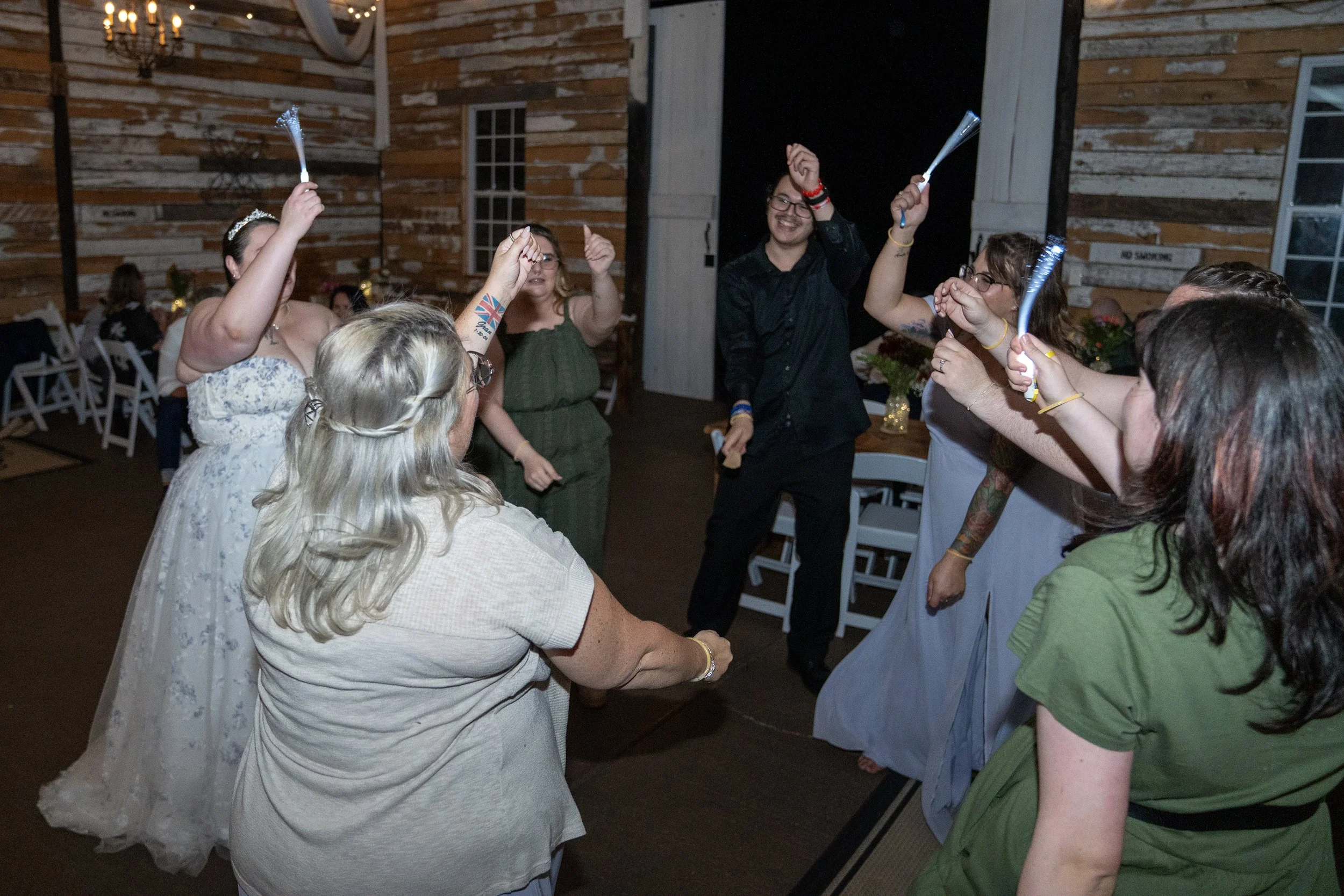 paul-brittney-bray-wedding-avonley-homestead-shelbyville-ky-shelby-marie-photography-484.jpg