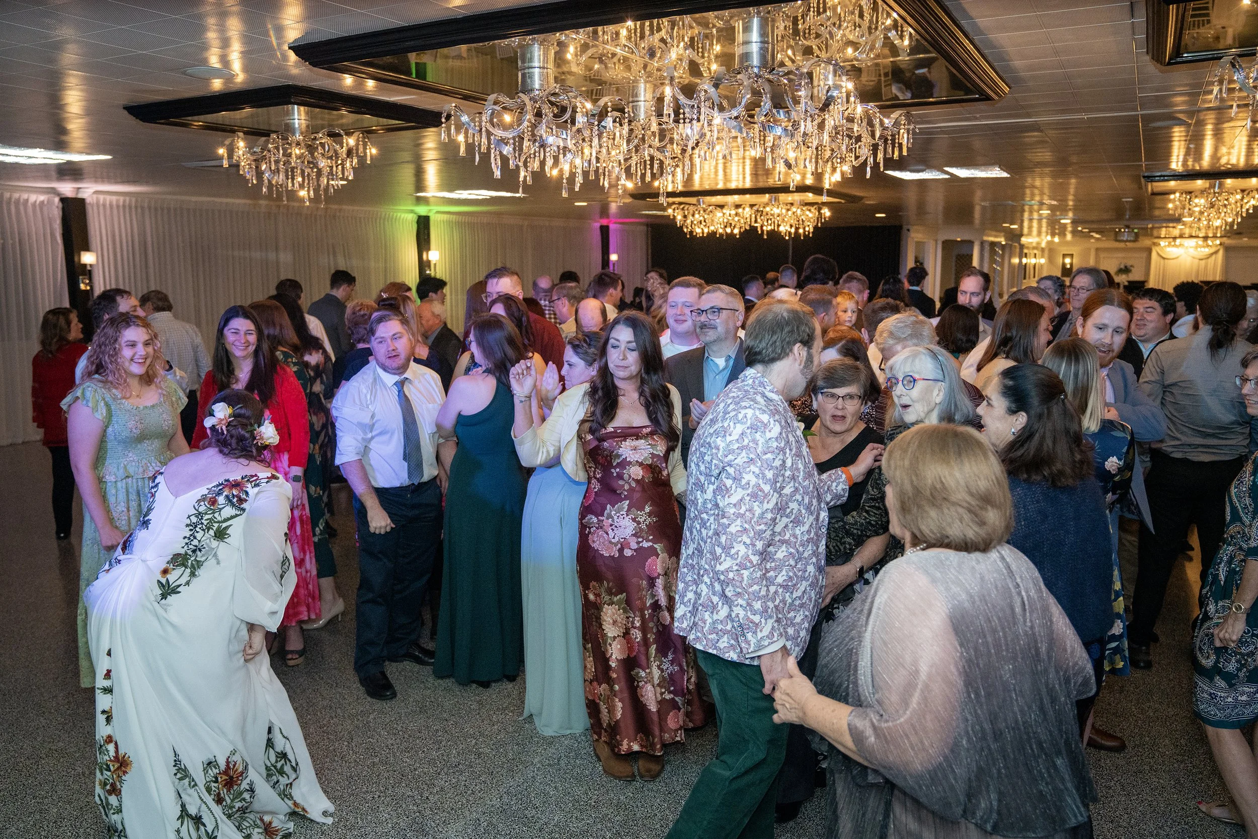 fellows-wedding-woodhaven-country-club-louisville-shelby-marie-photography-227.jpg