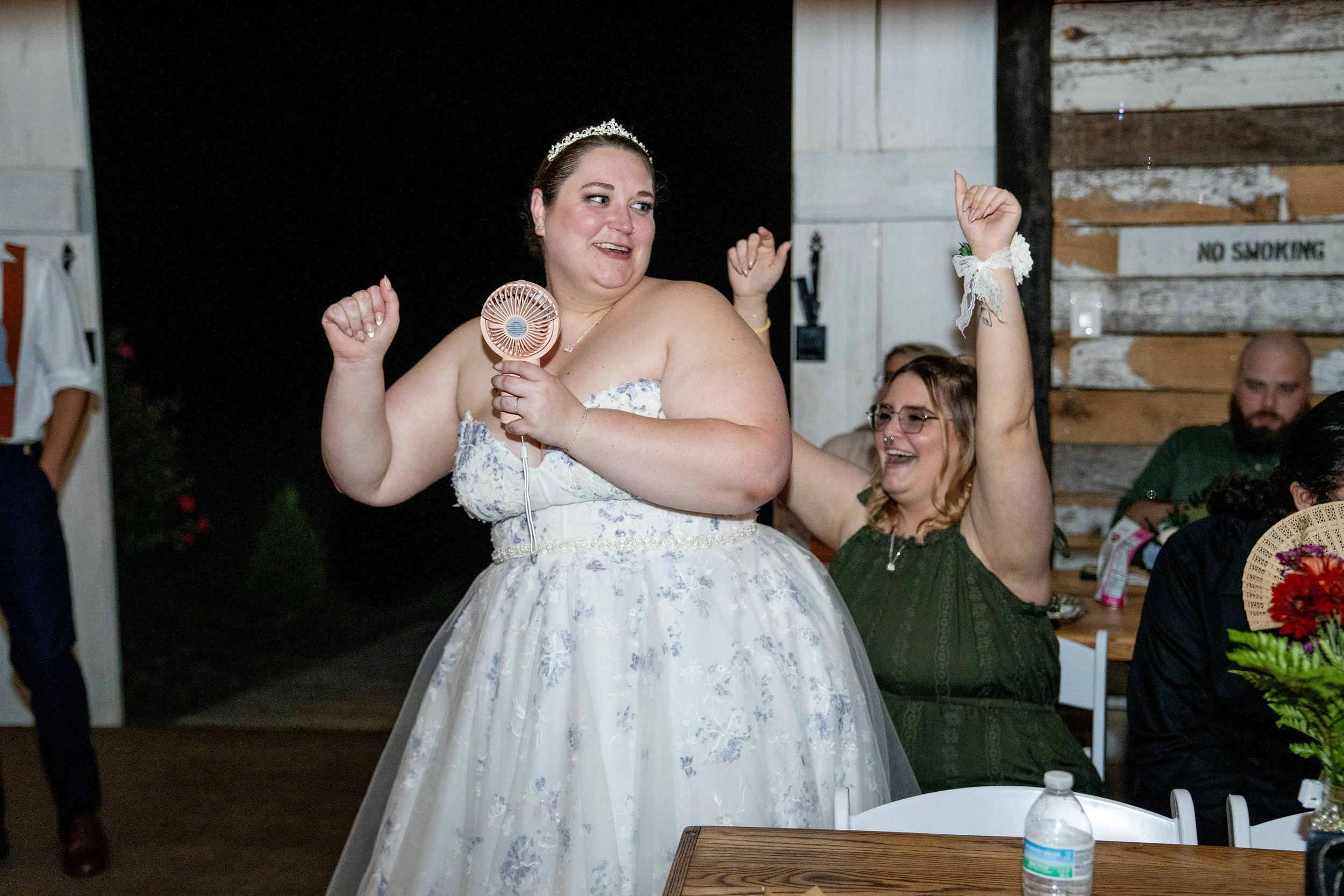 paul-brittney-bray-wedding-avonley-homestead-shelbyville-ky-shelby-marie-photography-467.jpg