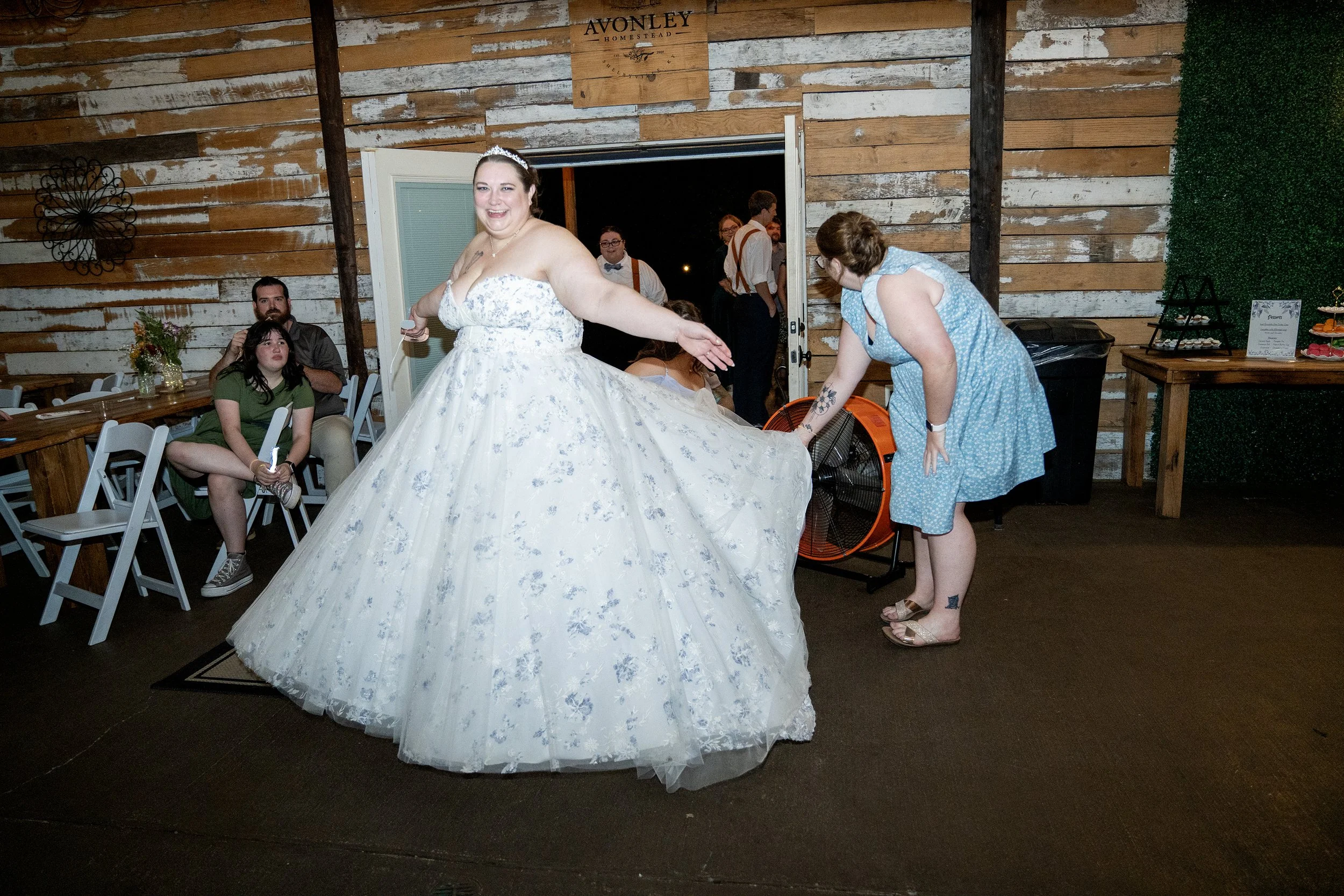 paul-brittney-bray-wedding-avonley-homestead-shelbyville-ky-shelby-marie-photography-480.jpg