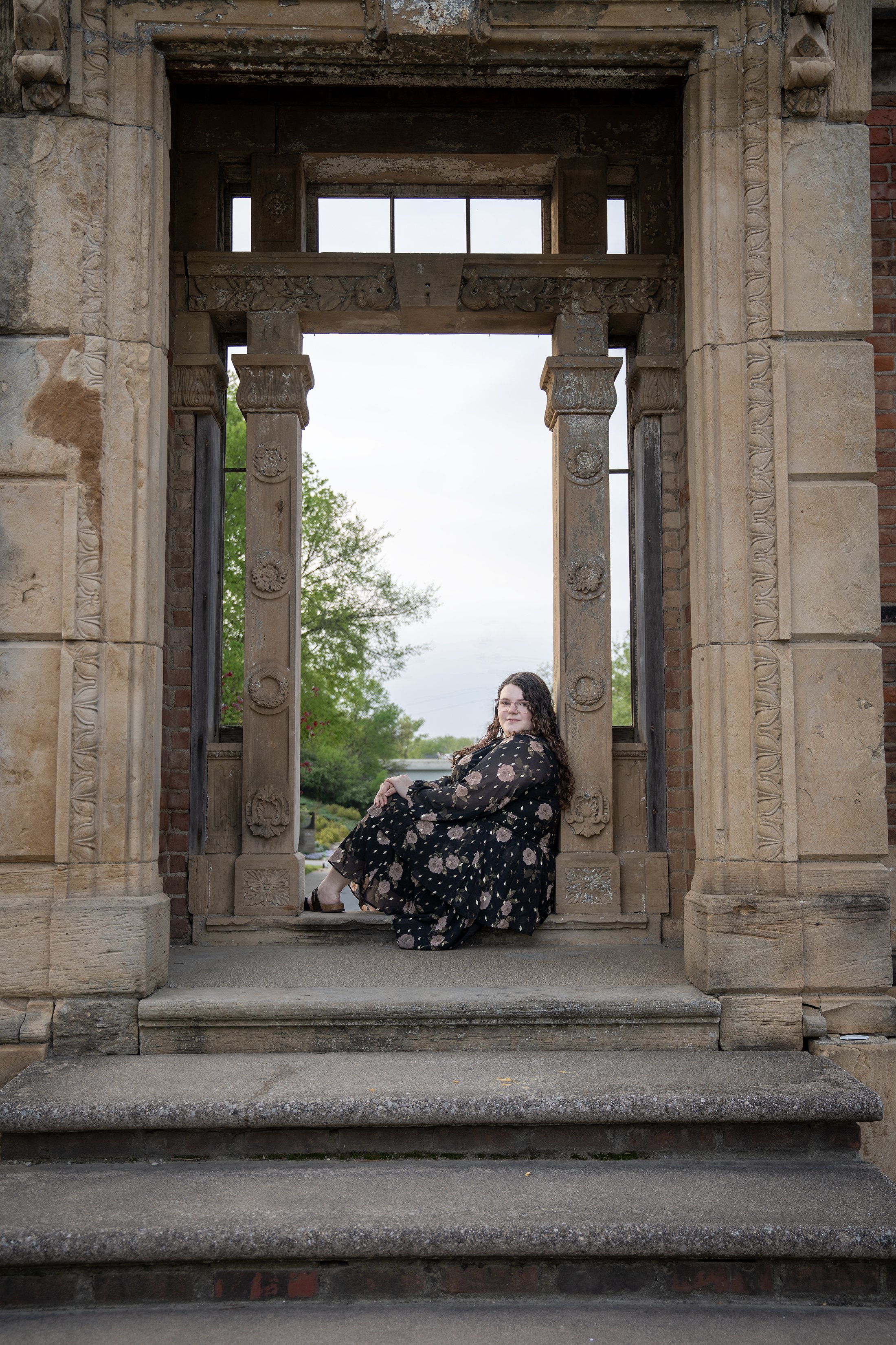 mars-woodward-senior-photos-part-two-louisville-kentucky-shelby-marie-photography-11.jpg