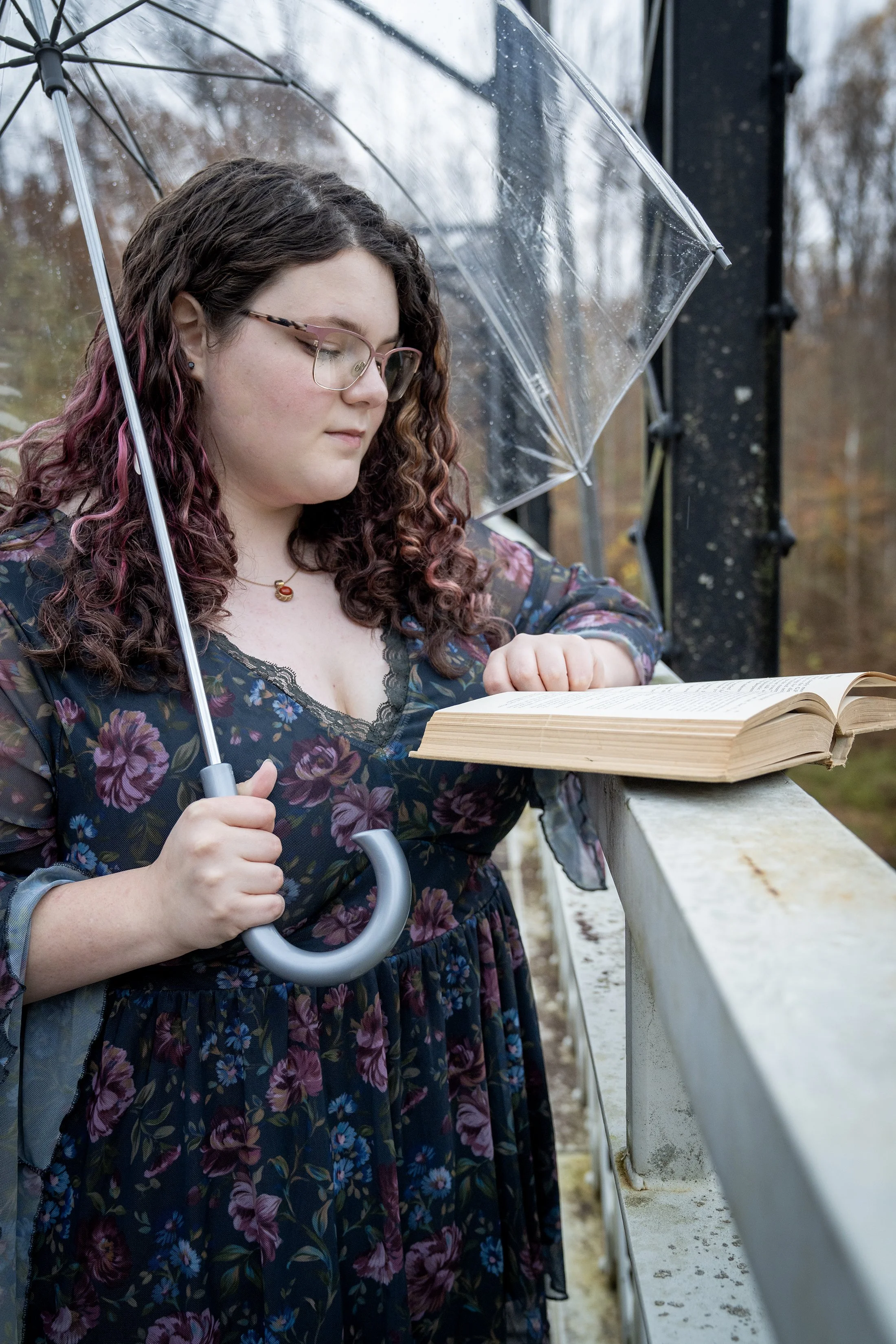 mars-woodwars-senior-photos-rose-island-shelby-marie-photography-15.jpg