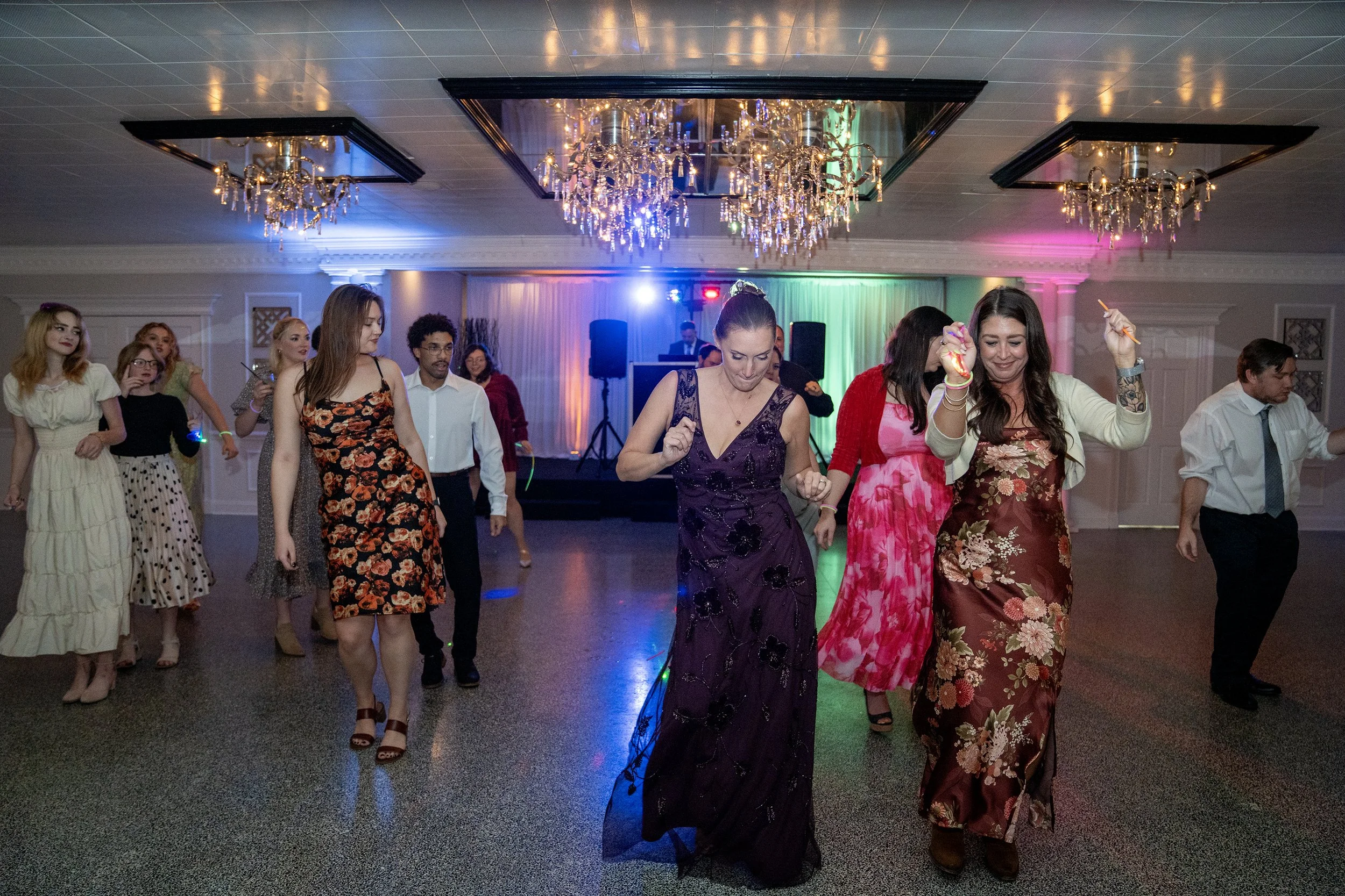 fellows-wedding-woodhaven-country-club-louisville-shelby-marie-photography-251.jpg