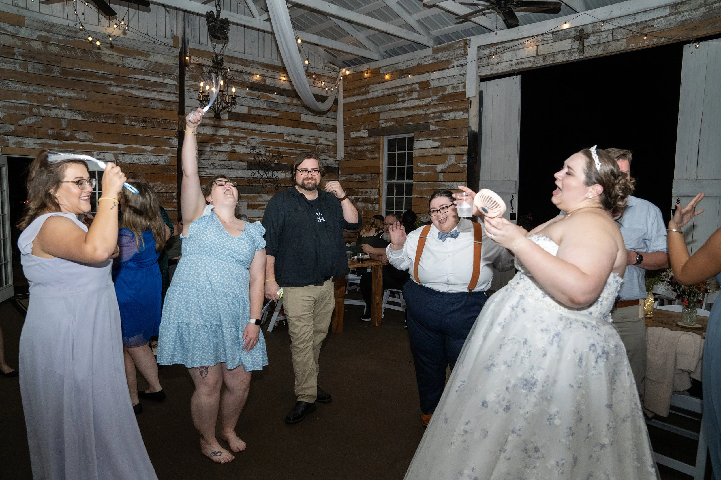 paul-brittney-bray-wedding-avonley-homestead-shelbyville-ky-shelby-marie-photography-452.jpg