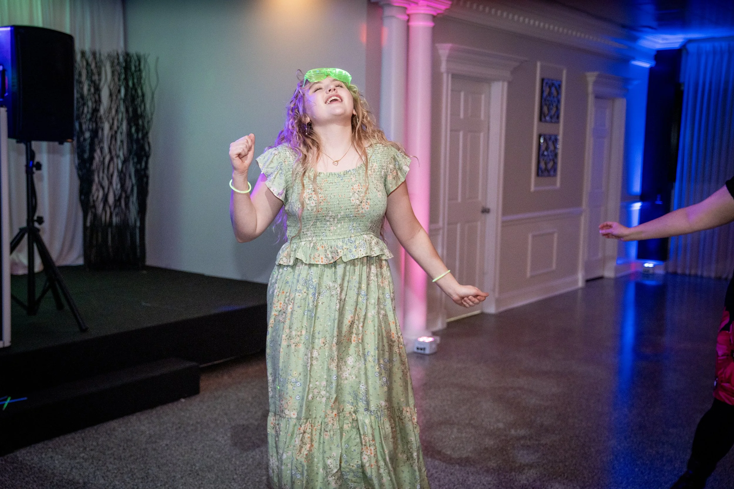 fellows-wedding-woodhaven-country-club-louisville-shelby-marie-photography-295.jpg
