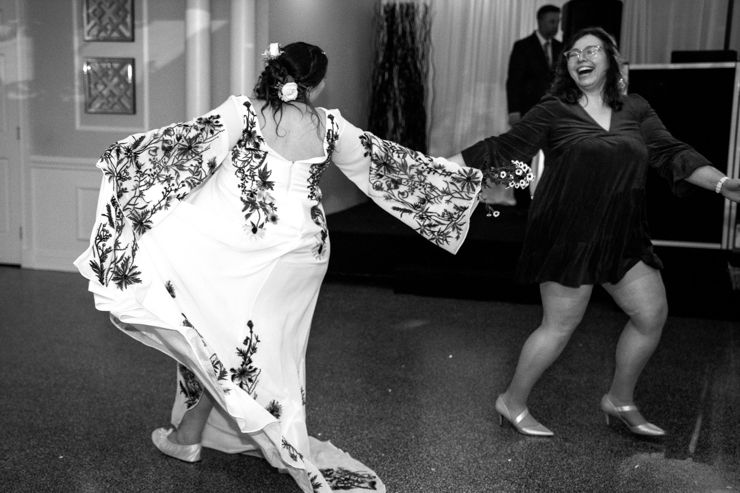 fellows-wedding-woodhaven-country-club-louisville-shelby-marie-photography-381.jpg