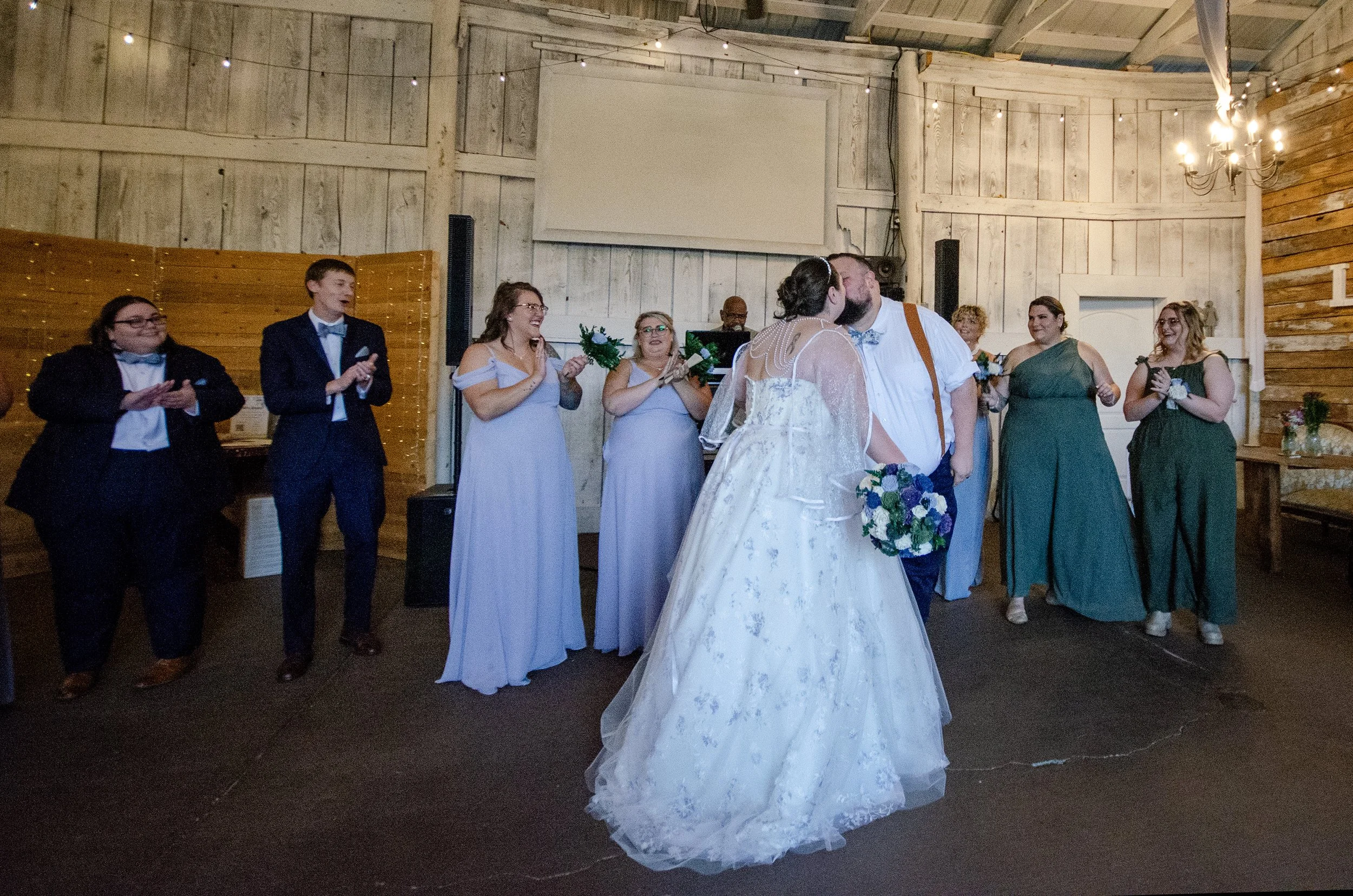 paul-brittney-bray-wedding-avonley-homestead-shelbyville-ky-shelby-marie-photography-318.jpg