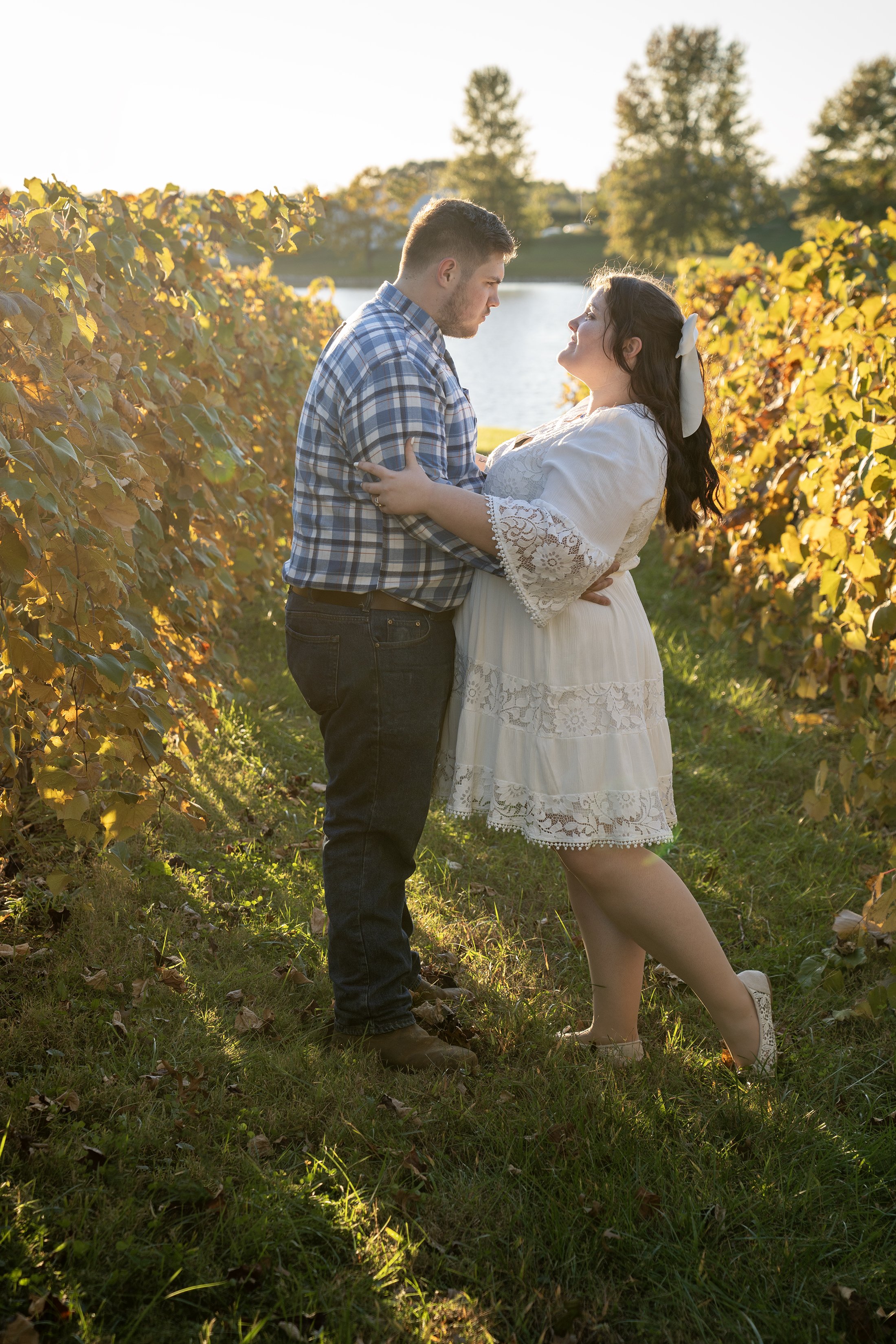 isabella-braxton-engagement-hubers-winery-orchard-indiana-shelby-marie-photography-Web_41.jpg