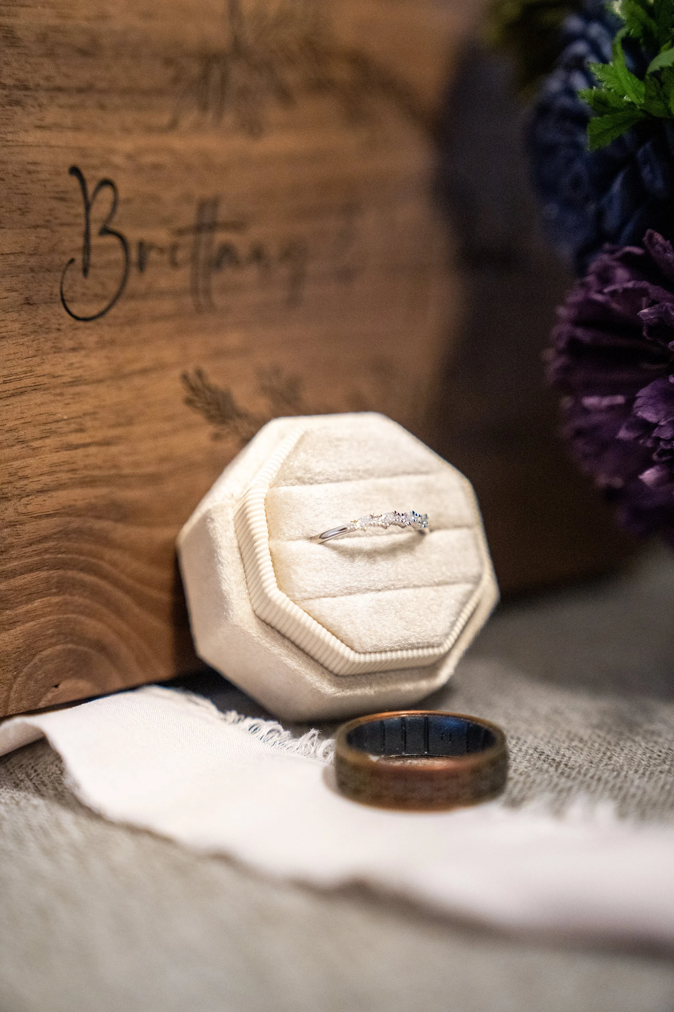 paul-brittney-bray-wedding-avonley-homestead-shelbyville-ky-shelby-marie-photography-1.jpg