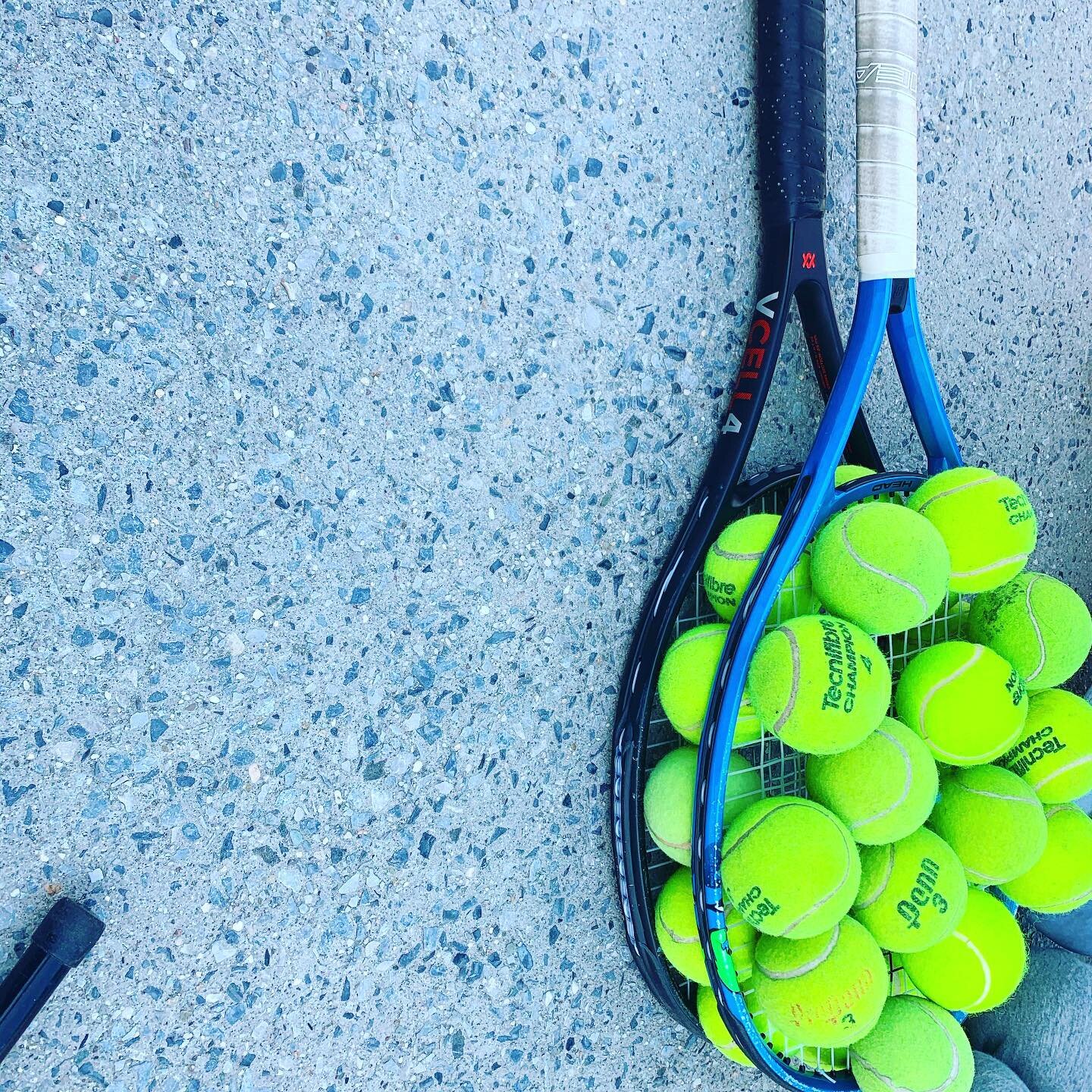 The kids in our classes like to get creative. They made a ball sandwich. #parkslope #parkslopebrooklyn #kidstennis #kidstennislessons #activitiesforkids  link in bio to sign up for classes.